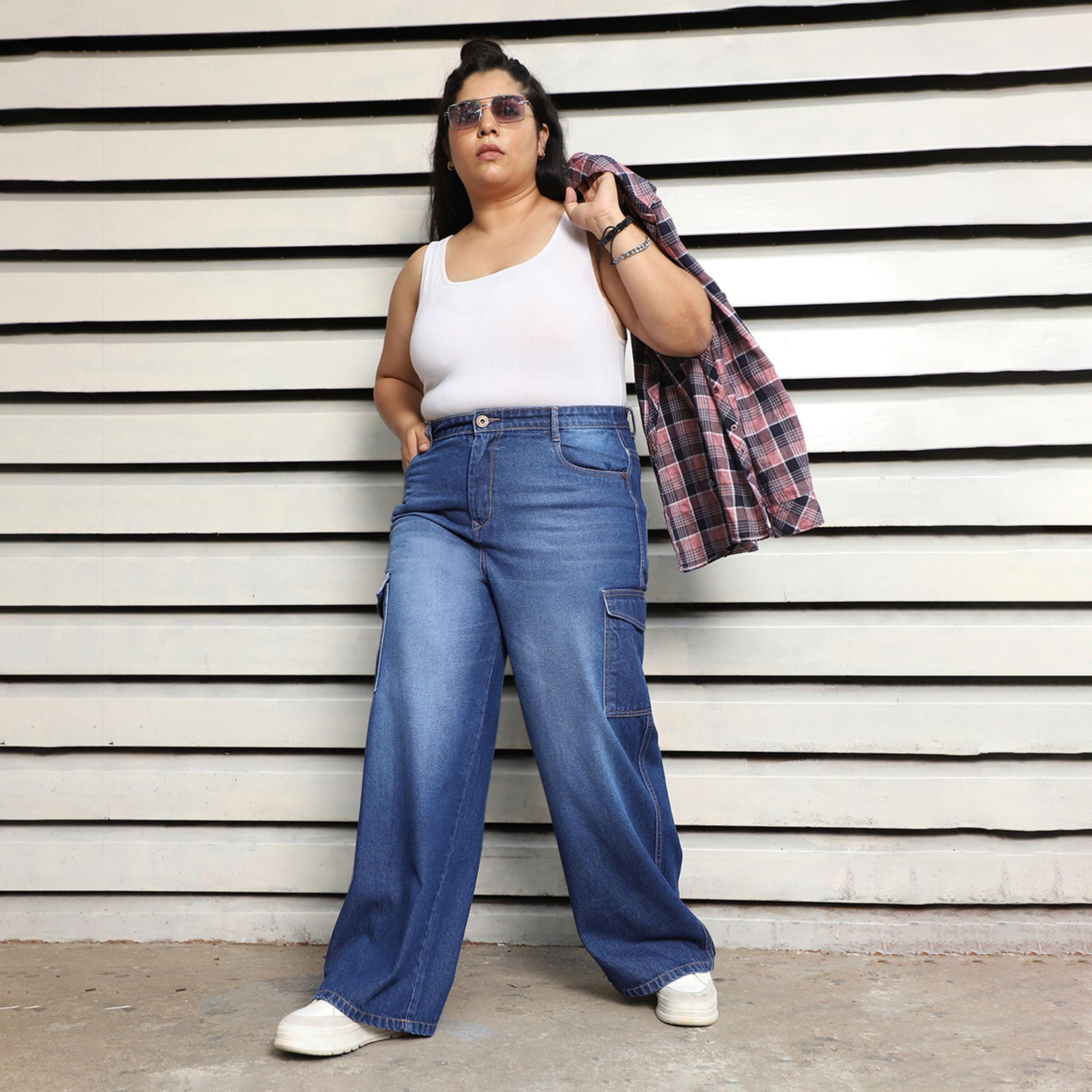 High Star X Styli Plus Size Wide Leg Faded Cargo Jeans-women-clothing-bottoms-jeans-image-5
