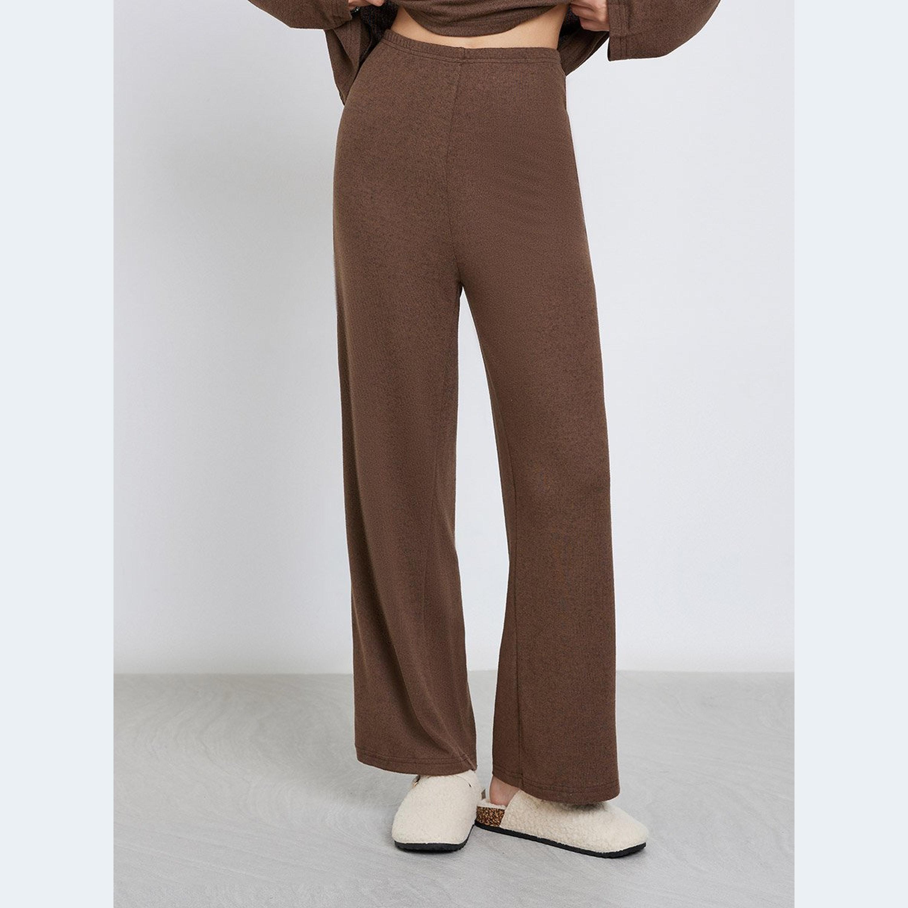 ستايلي - طقم سويت شيرت مع بنطال رياضي ياقة وسحاب-women-clothing-coordsets-image-4