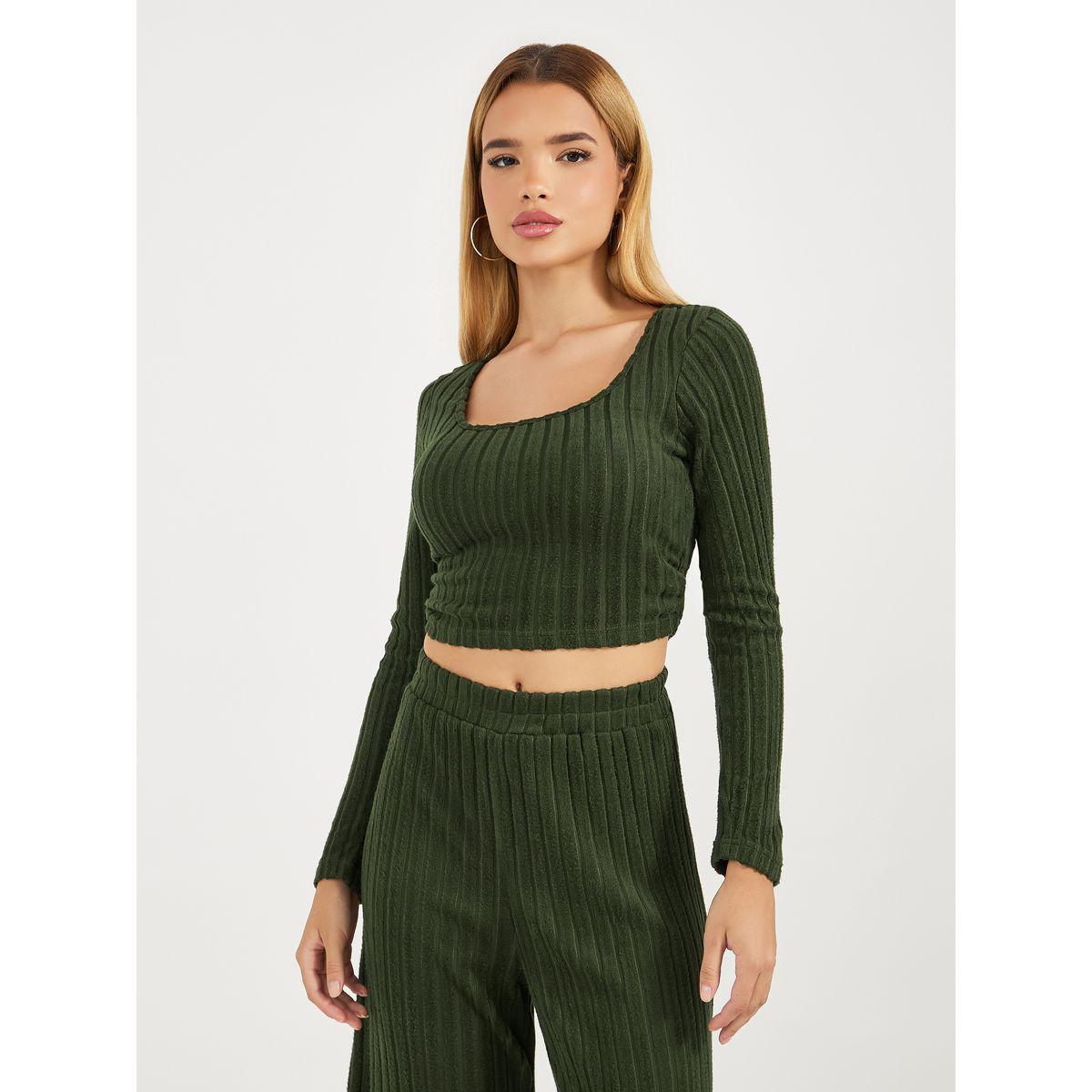 طقم منسق من جوغر بأرجل واسعة وبلوزة قصيرة-women-clothing-coordsets-image-2