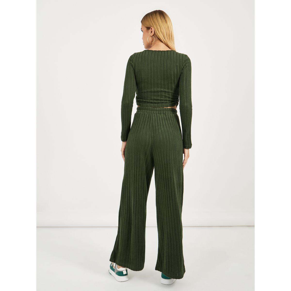 طقم منسق من جوغر بأرجل واسعة وبلوزة قصيرة-women-clothing-coordsets-image-5