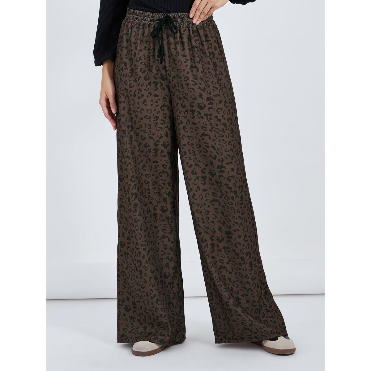 بنطال بقصة مريحة وطبعة حيوان-women-clothing-bottoms-trousers-image-2