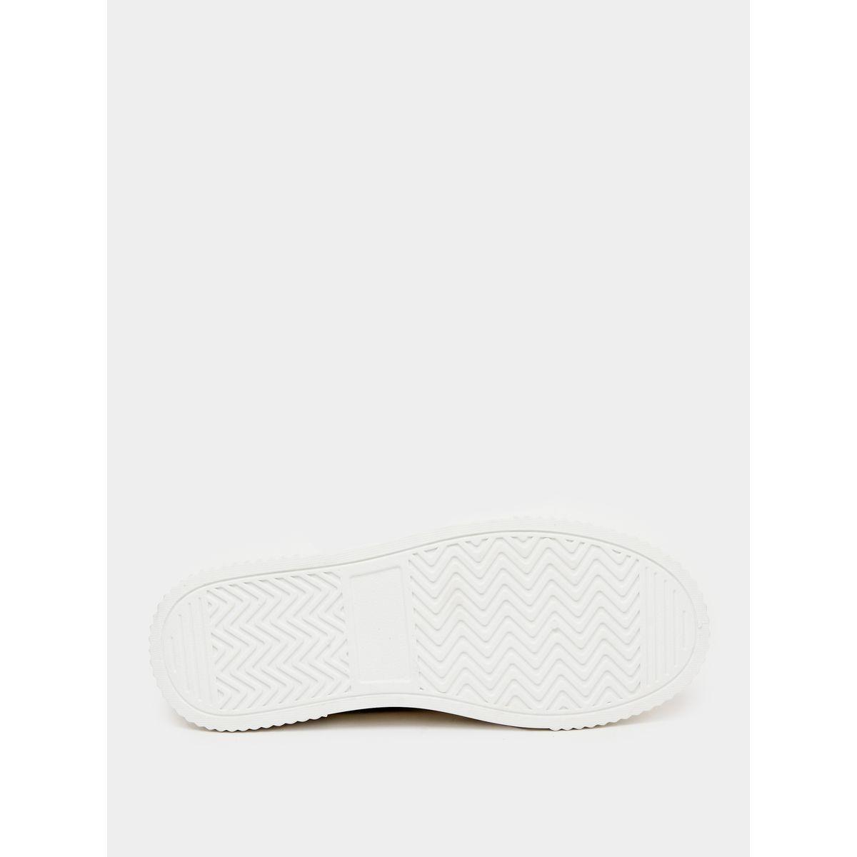 حذاء سنيكرز بنمط كتل الالوان ورباط غلق-women-shoes-sneakers-image-7