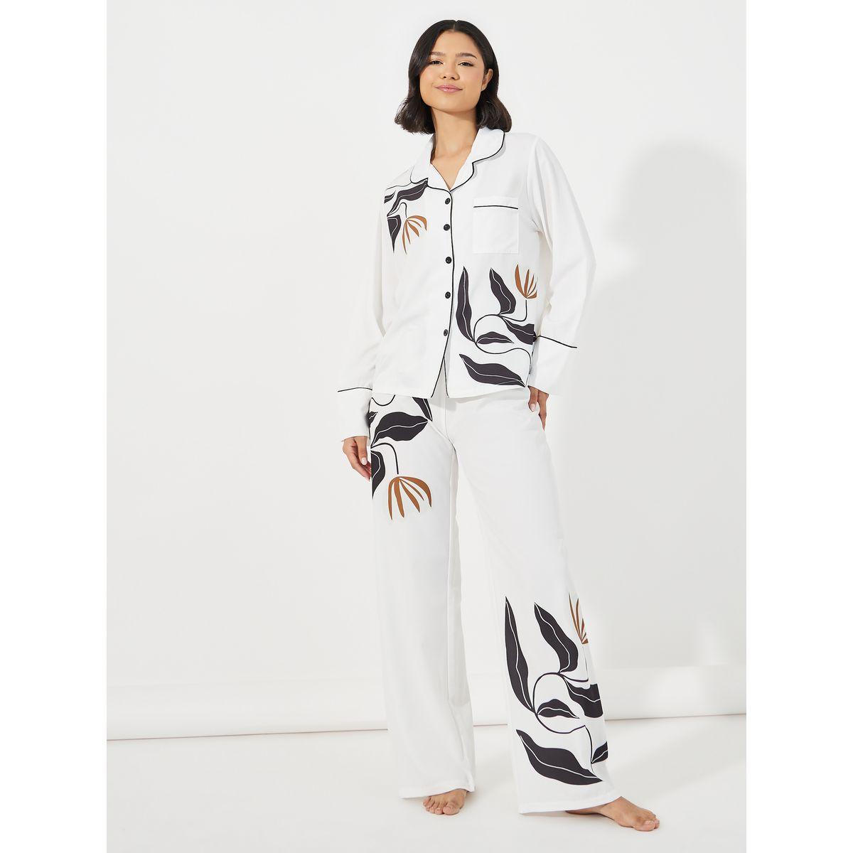 طقم من بنطال بيجاما مع بلوزة بطبعات زهور-women-clothing-nightwear-pyjamas-longsets-image-1