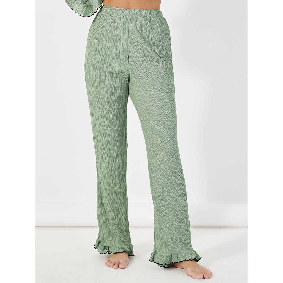 طقم من بنطال بيجاما وبلوزة بتفاصيل مدروزة-women-clothing-nightwear-pyjamas-longsets-image-5
