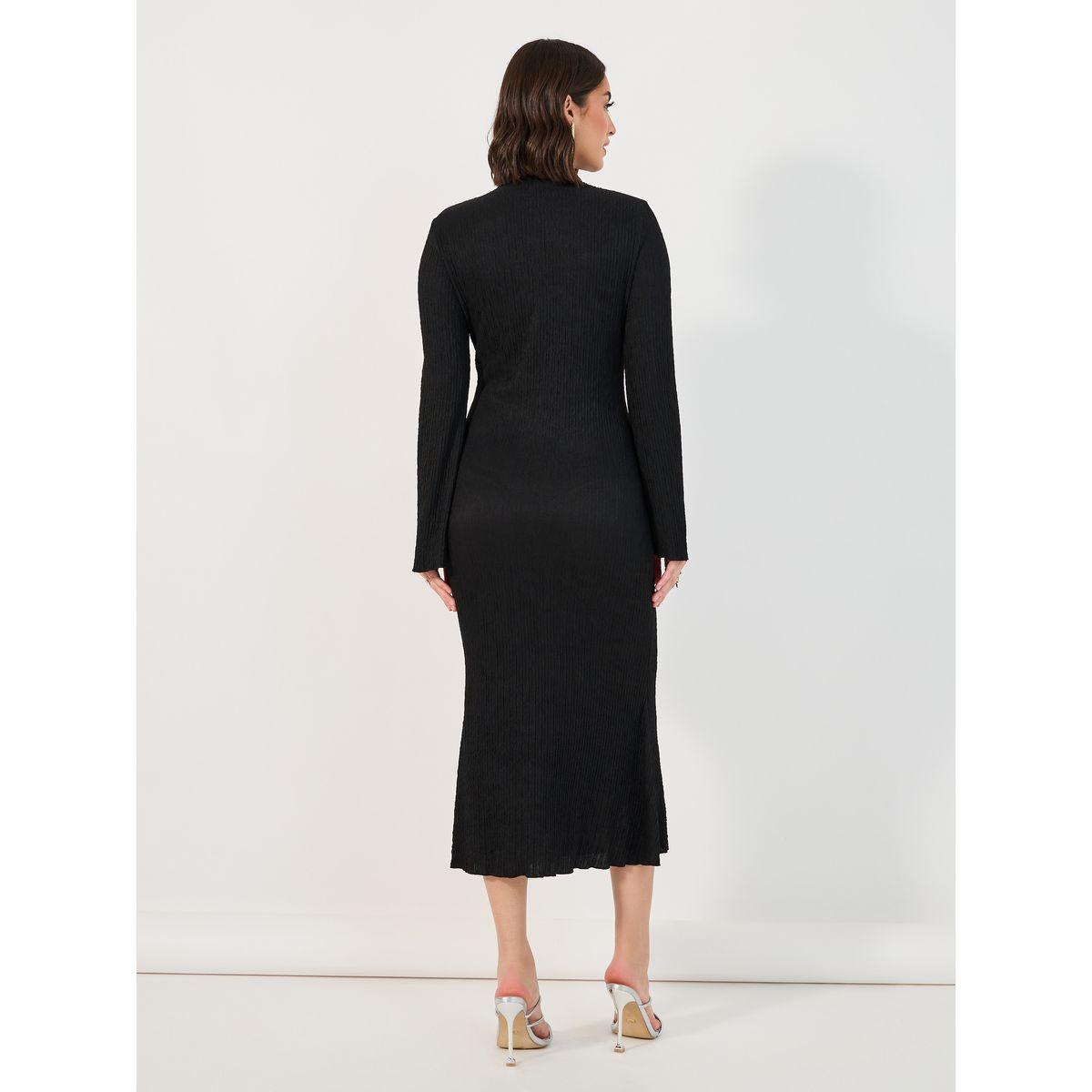 Styli Textured Knit Bell Sleeves Bodycon Midi Dress-women-clothing-dresses-image-6
