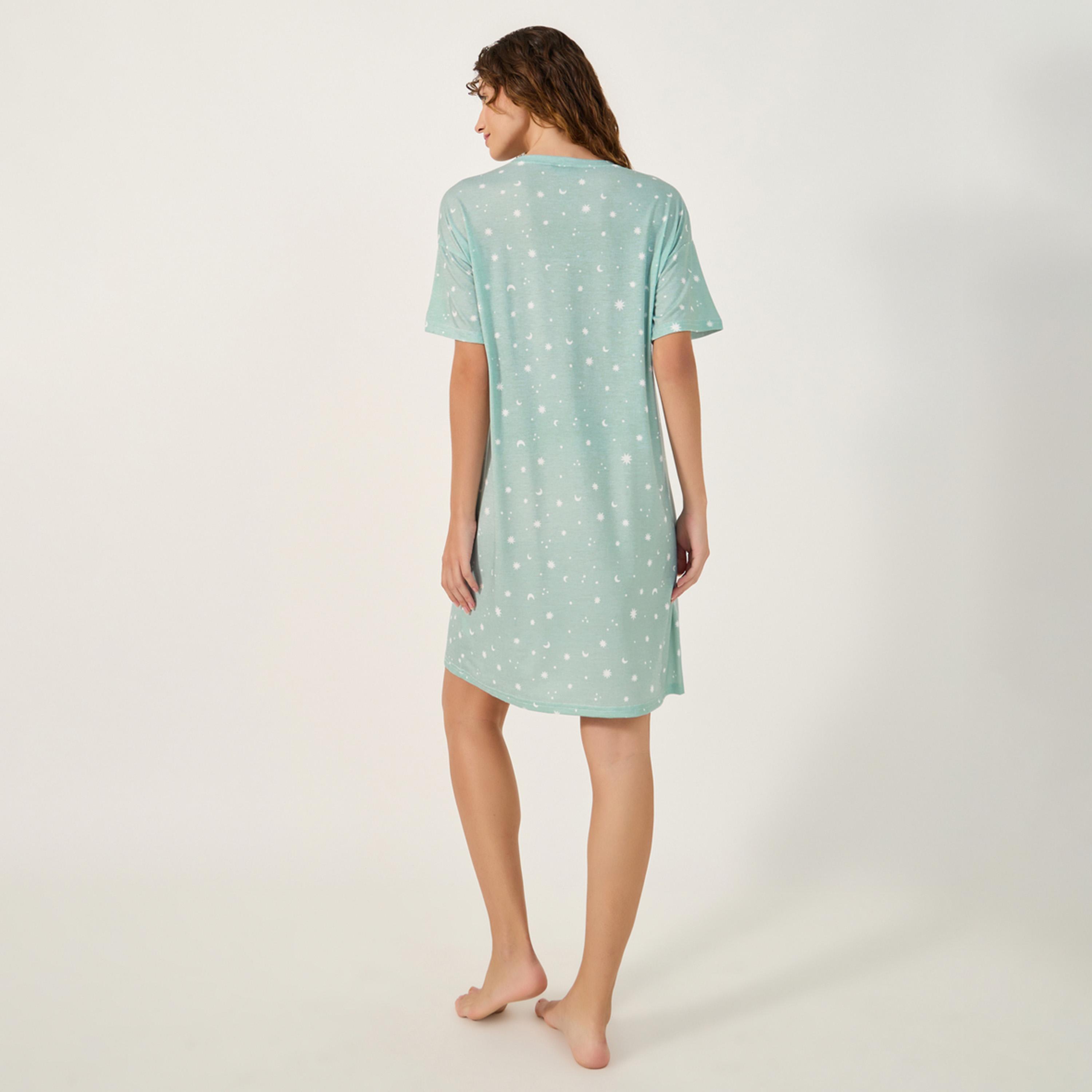 ستايلي - أنوايند طقم من قطعتين من قميص نوم منسدل الكتفين بطبعة شعار ونجمة - للركبة-women-clothing-nightwear-nighties-image-5