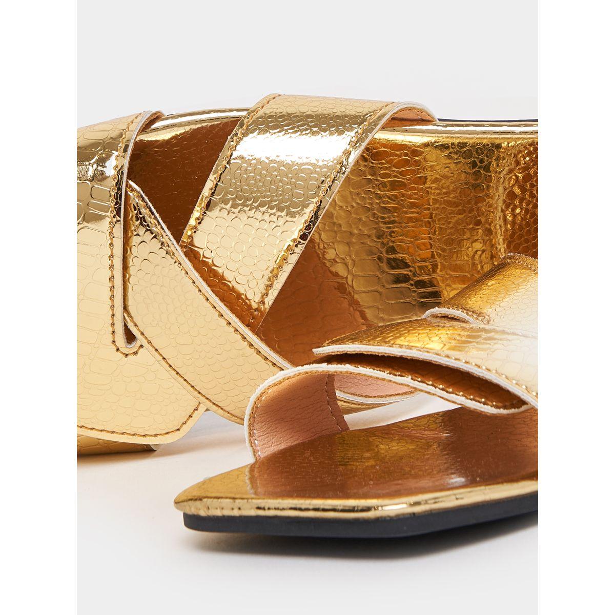 Styli Metallic Cross Strap Flat Sandals-women-shoes-sandals-flats-image-5