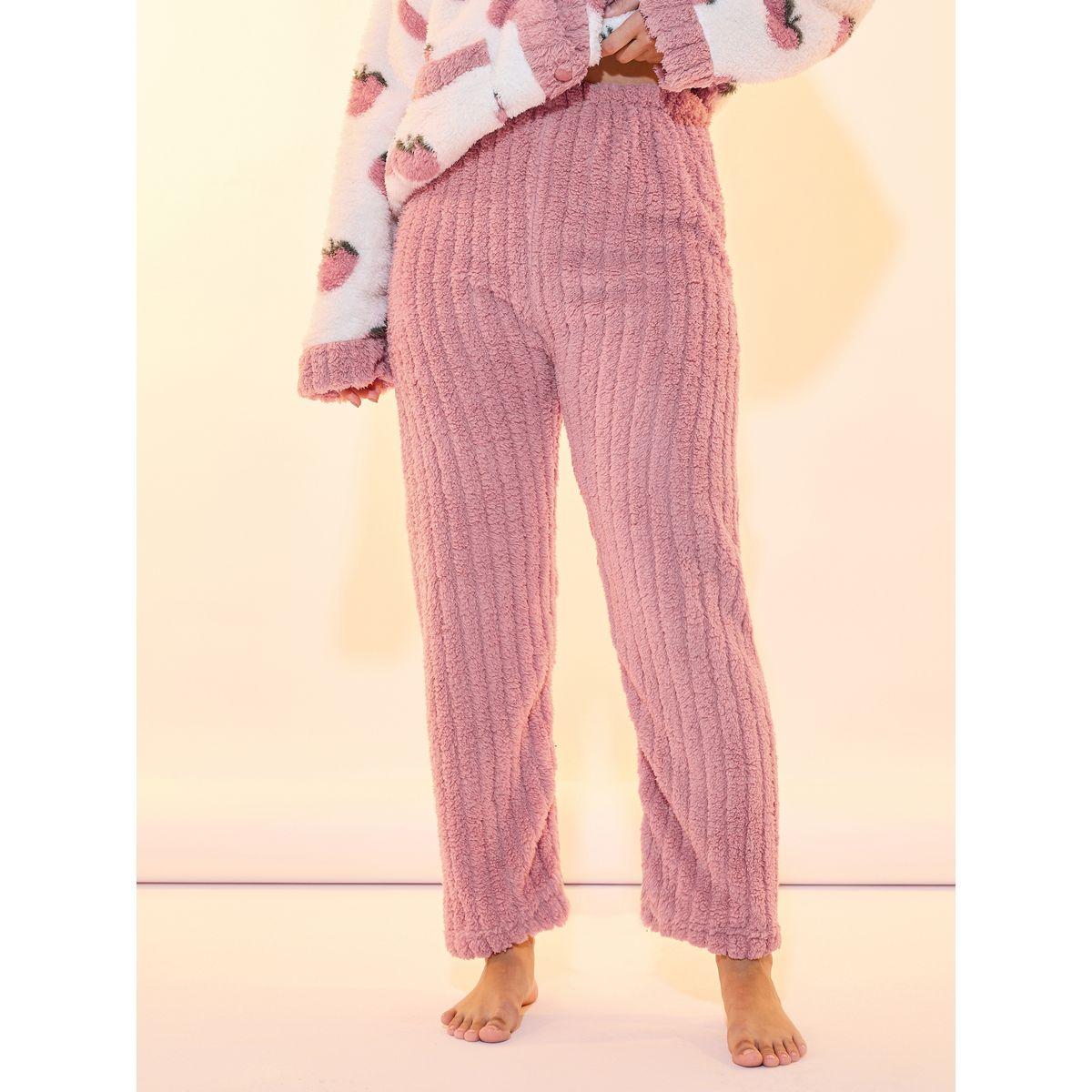 طقم من بنطال بيجاما مع كارديجان تيدي بطبعة فراولة-women-clothing-nightwear-pyjamas-longsets-image-5