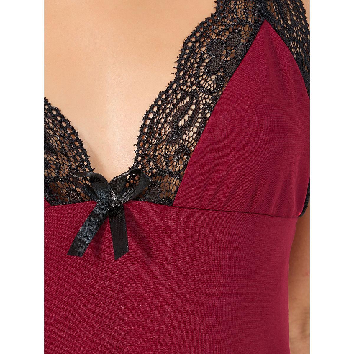 Styli Contrast Scalloped Lace Trim Side Slit Slip Dress-women-clothing-lingerie-babydollsandbodysuits-image-2
