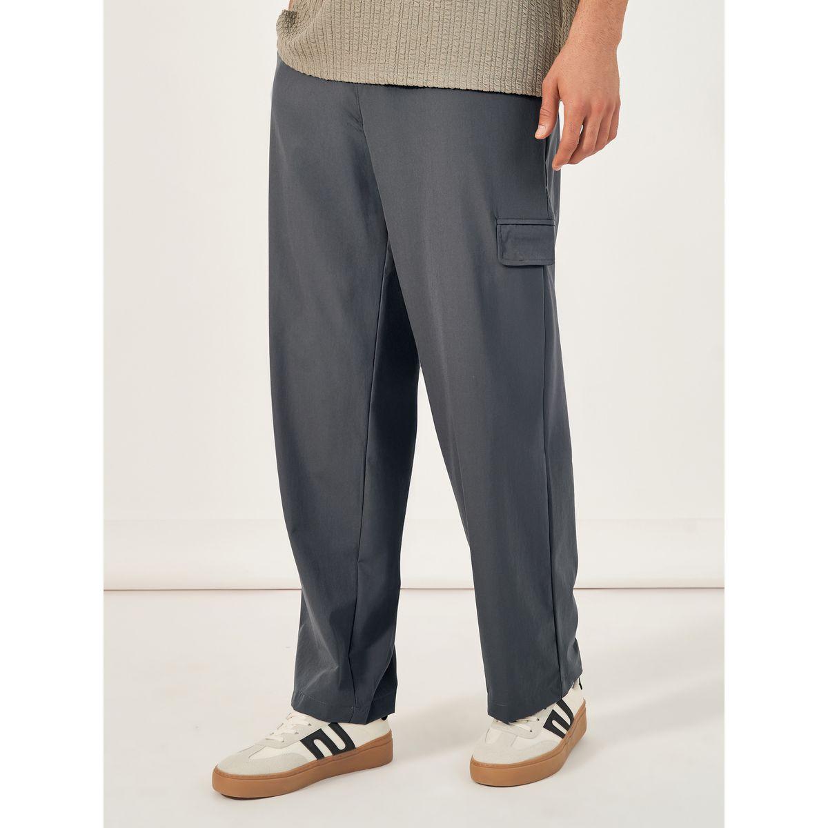 بنطال كارجو سادة بقصة مريحة-men-clothing-bottoms-trousersandchinos-trousers-image-1