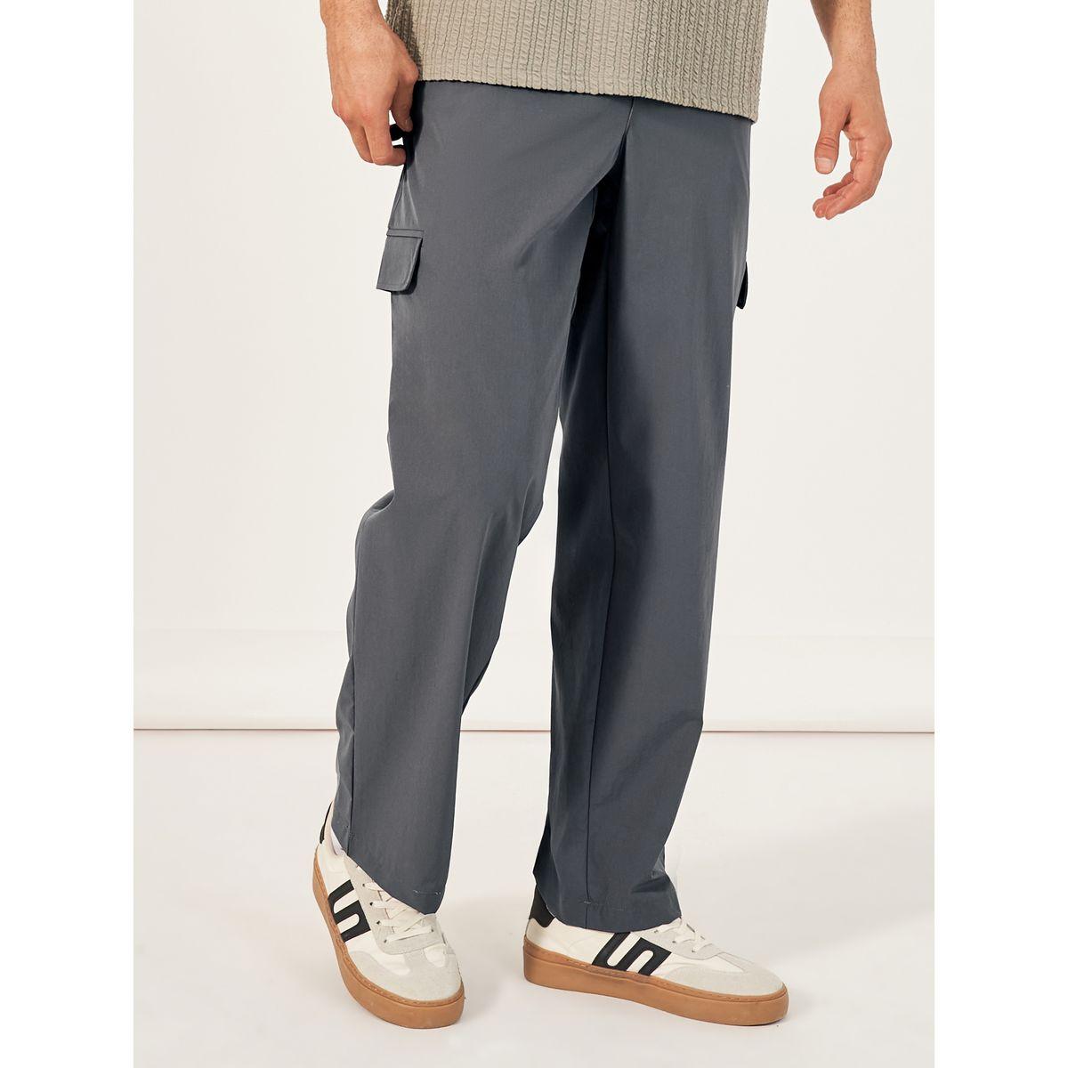 بنطال كارجو سادة بقصة مريحة-men-clothing-bottoms-trousersandchinos-trousers-image-2