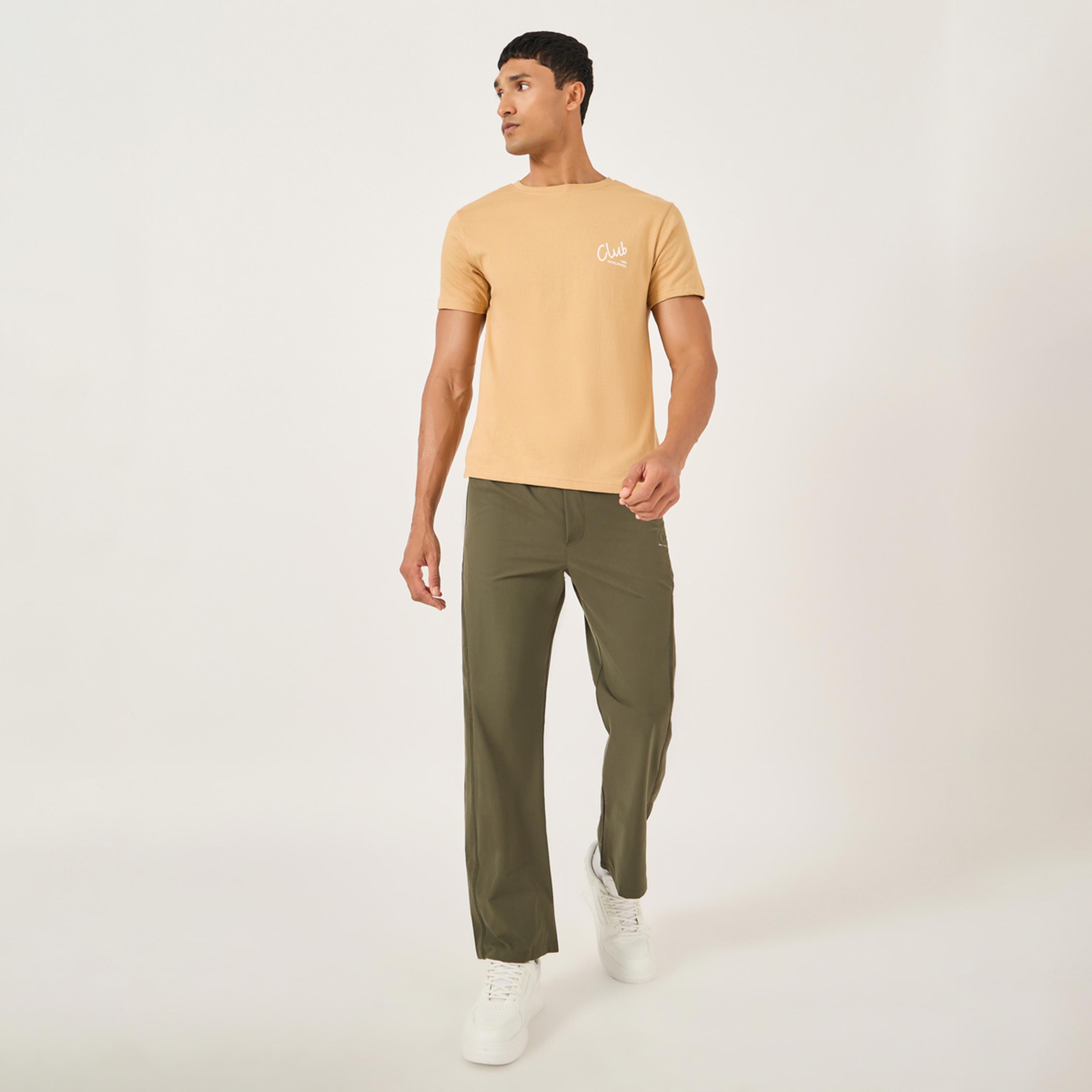 ستايلي - تي شيرت بقصّة عادية وطبعة شعار-men-clothing-tshirtsandpolos-tshirts-image-2