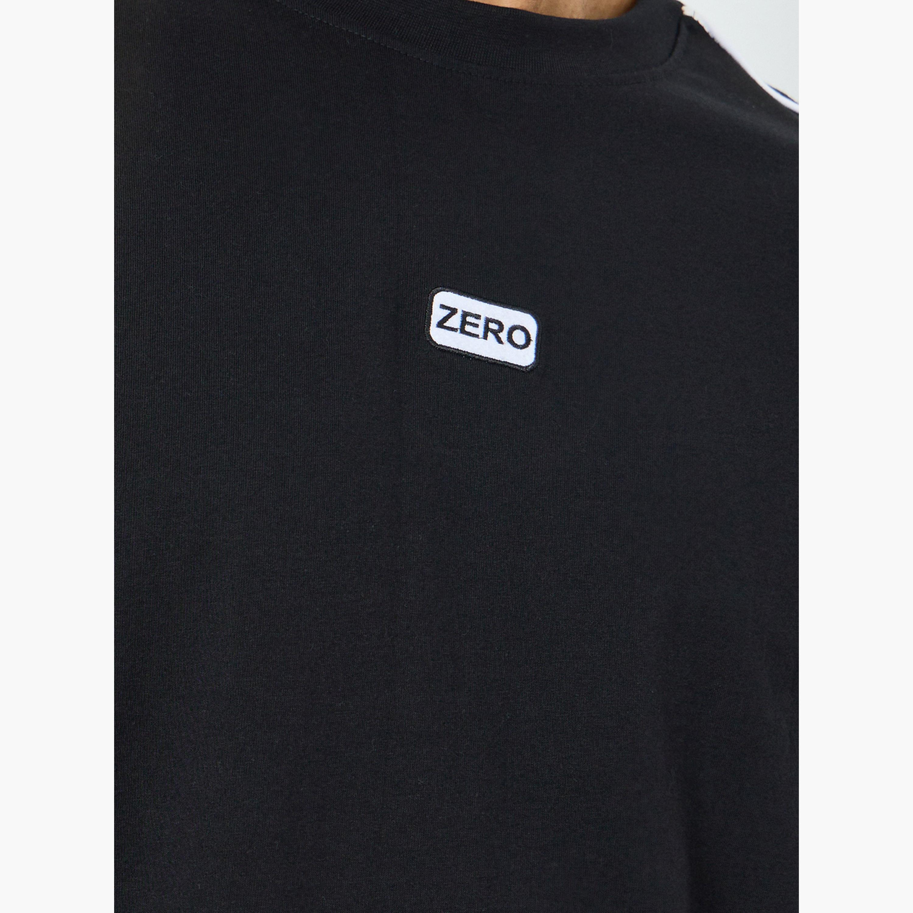 تيشيرت بتفاصيل شريط على الأكتاف وقصة واسعة للرجال-men-clothing-tshirtsandpolos-tshirts-image-3