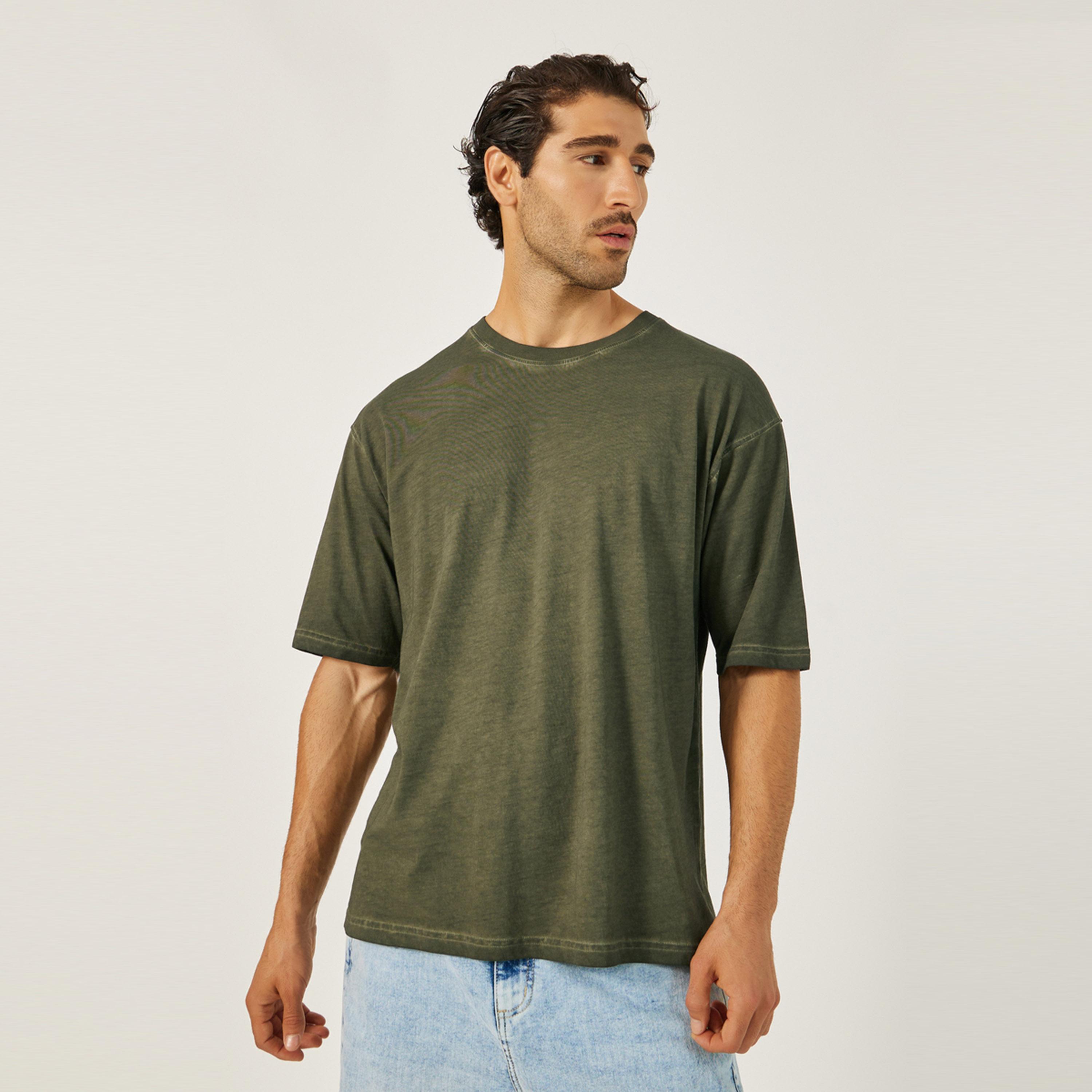 ستايلي - تي شيرت ستريت وير كبير الحجم مغسول بطبعة نسر-men-clothing-tshirtsandpolos-tshirts-image-2