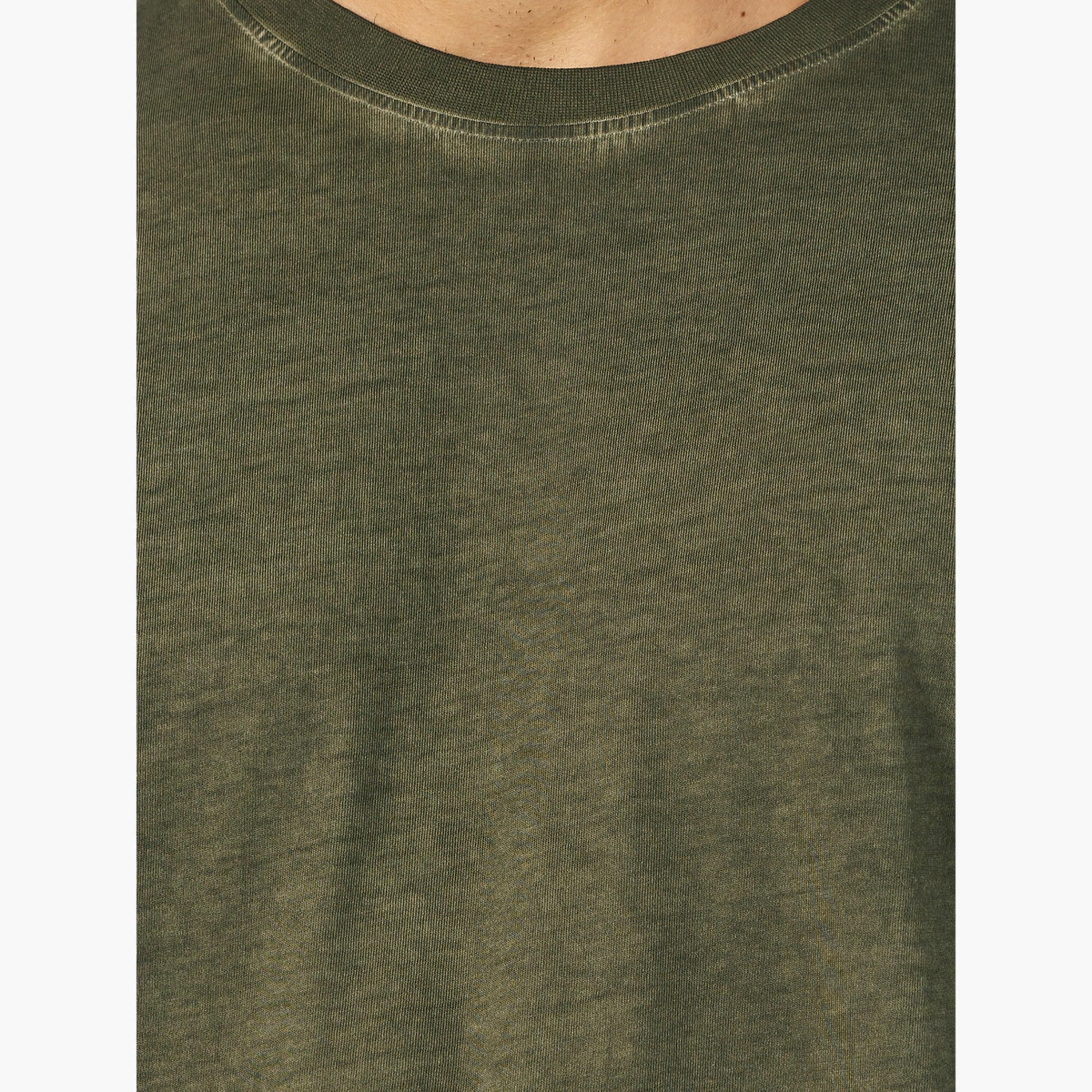 ستايلي - تي شيرت ستريت وير كبير الحجم مغسول بطبعة نسر-men-clothing-tshirtsandpolos-tshirts-image-4