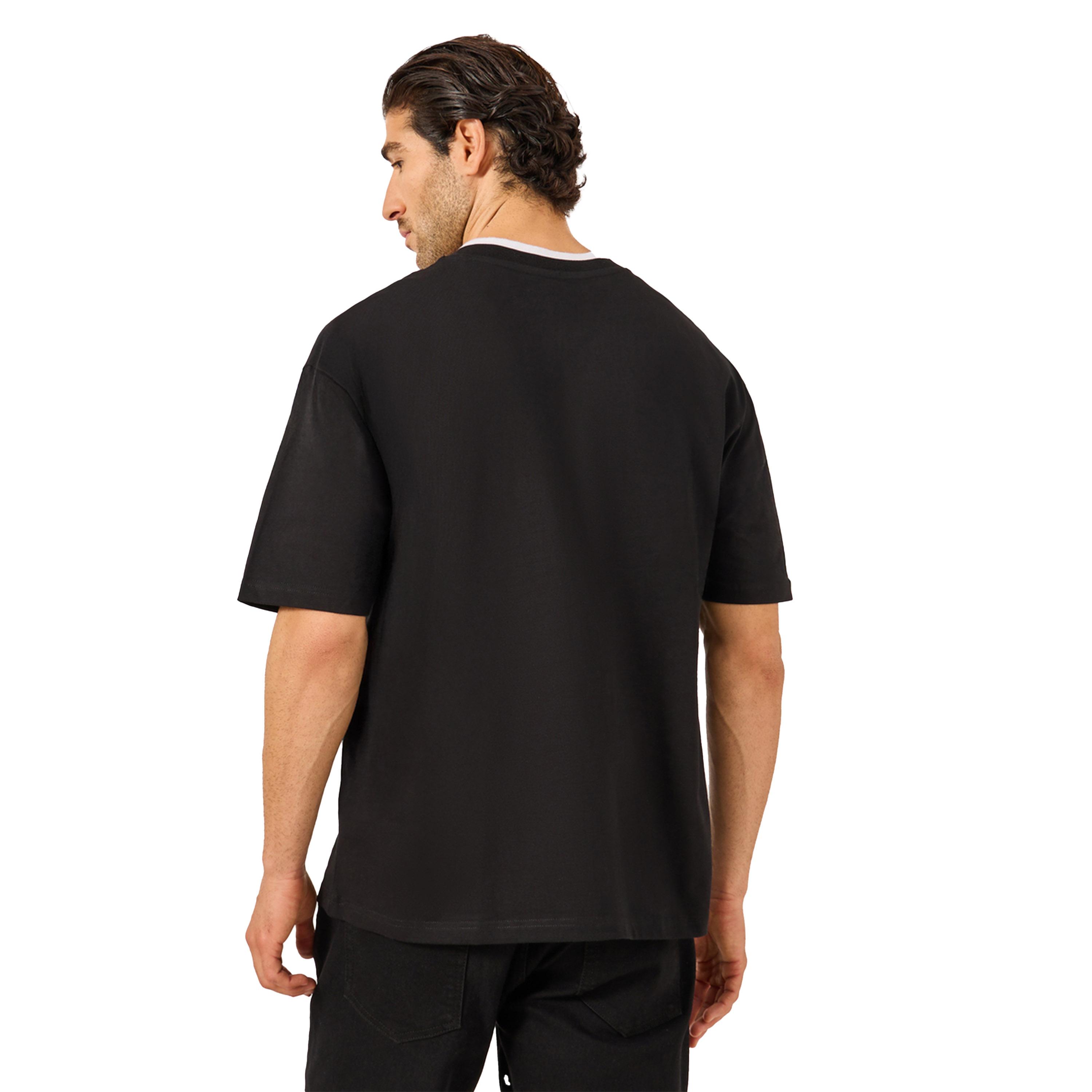 Styli Tipped V Neck Jersey Regular Fit T-Shirt-men-clothing-tshirtsandpolos-tshirts-image-4