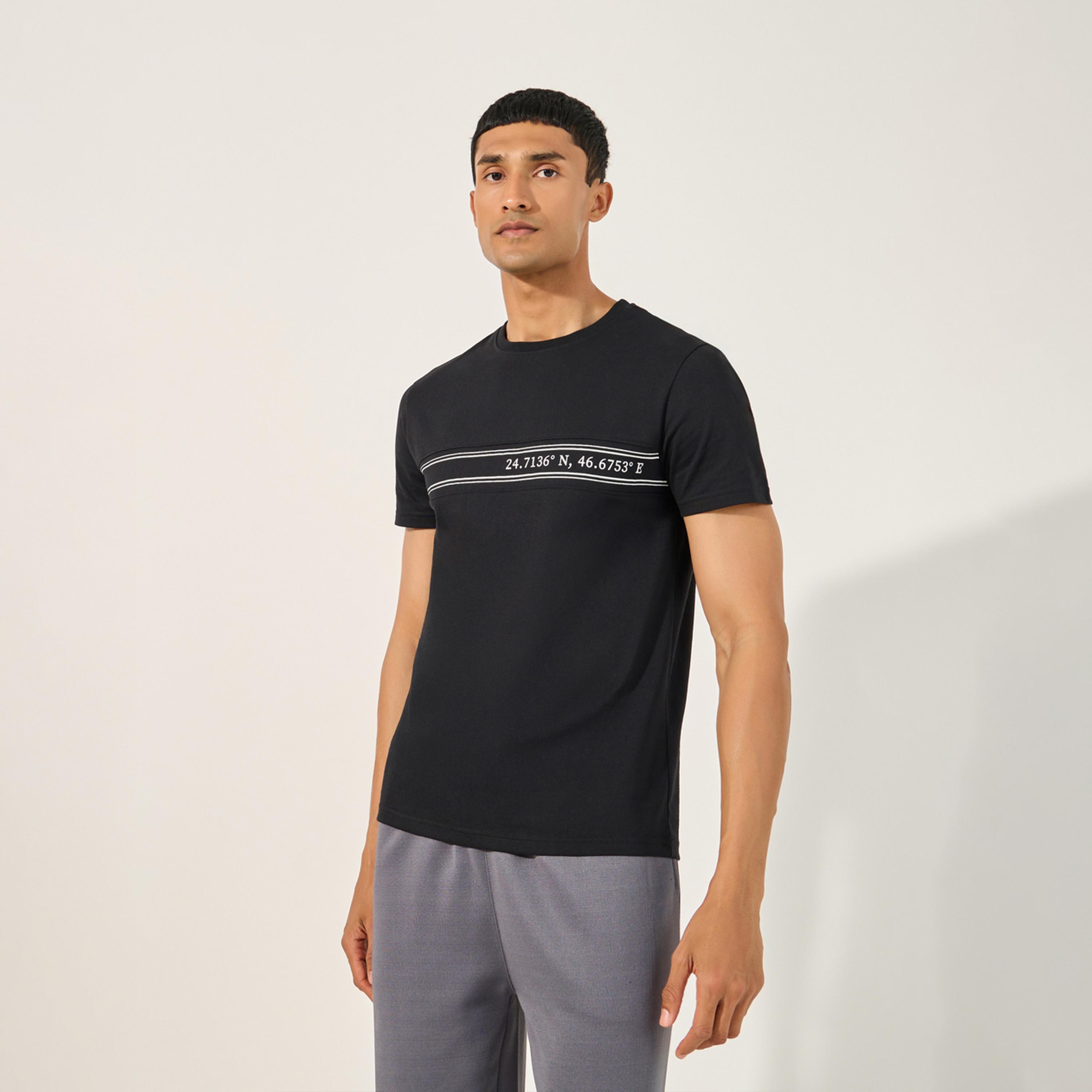 Styli Minimal Print Panelled Regular Fit T-Shirt-men-clothing-tshirtsandpolos-tshirts-image-1
