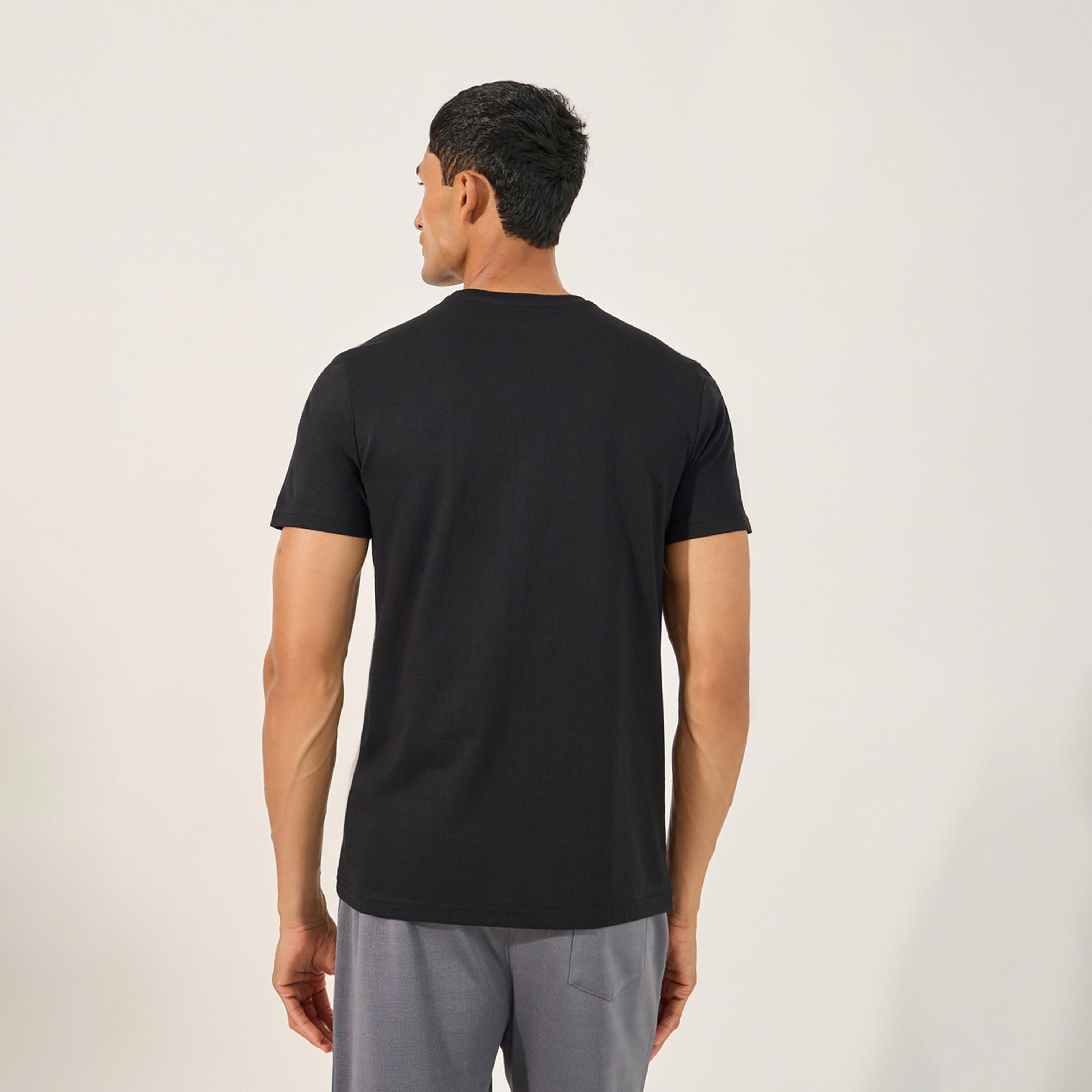 Styli Minimal Print Panelled Regular Fit T-Shirt-men-clothing-tshirtsandpolos-tshirts-image-4