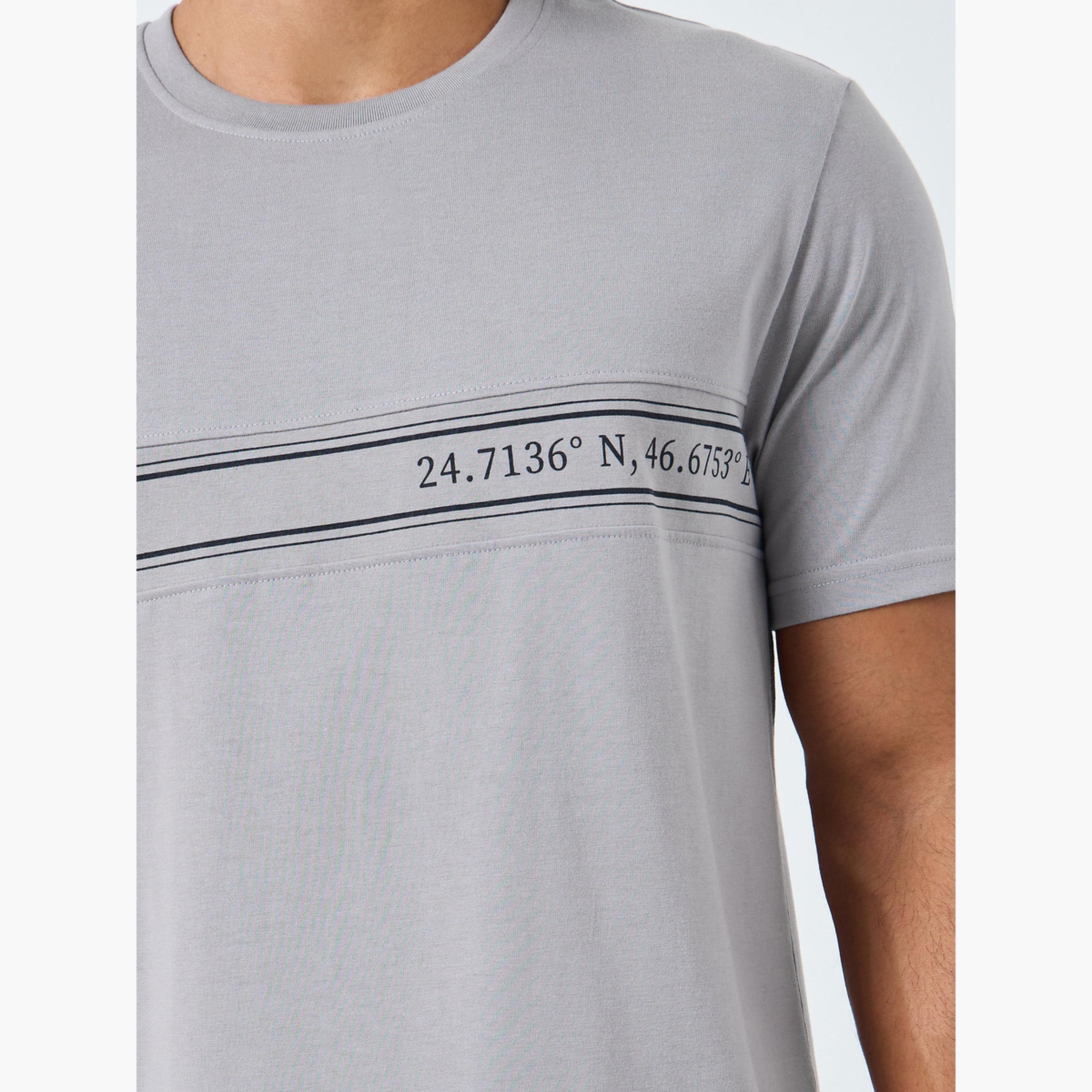تيشيرت بياقة دائرية وطبعة جرافيك-men-clothing-tshirtsandpolos-tshirts-image-3