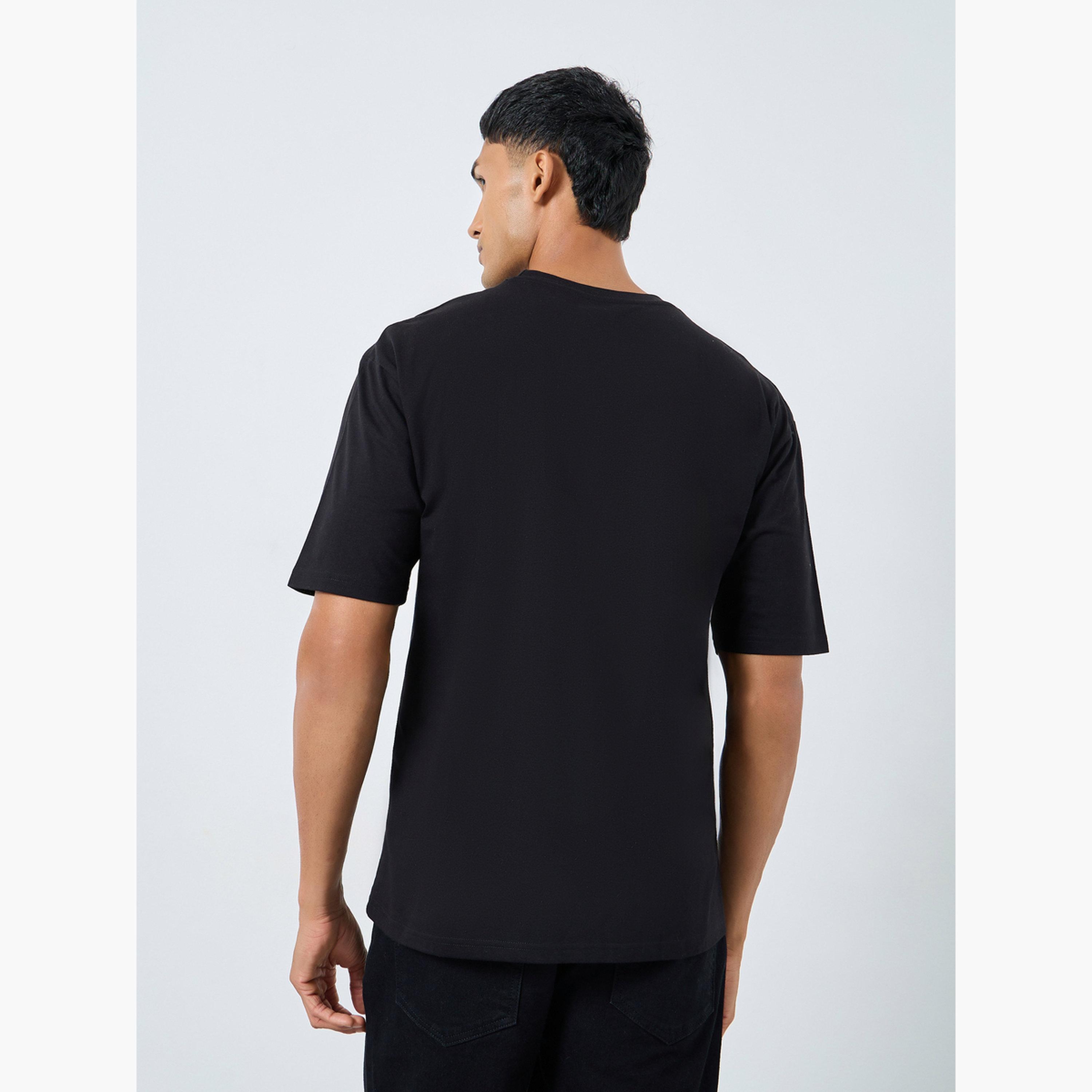 Styli Men Black Oversized Striped Crew Neck T-Shirt-men-clothing-tshirtsandpolos-tshirts-image-4