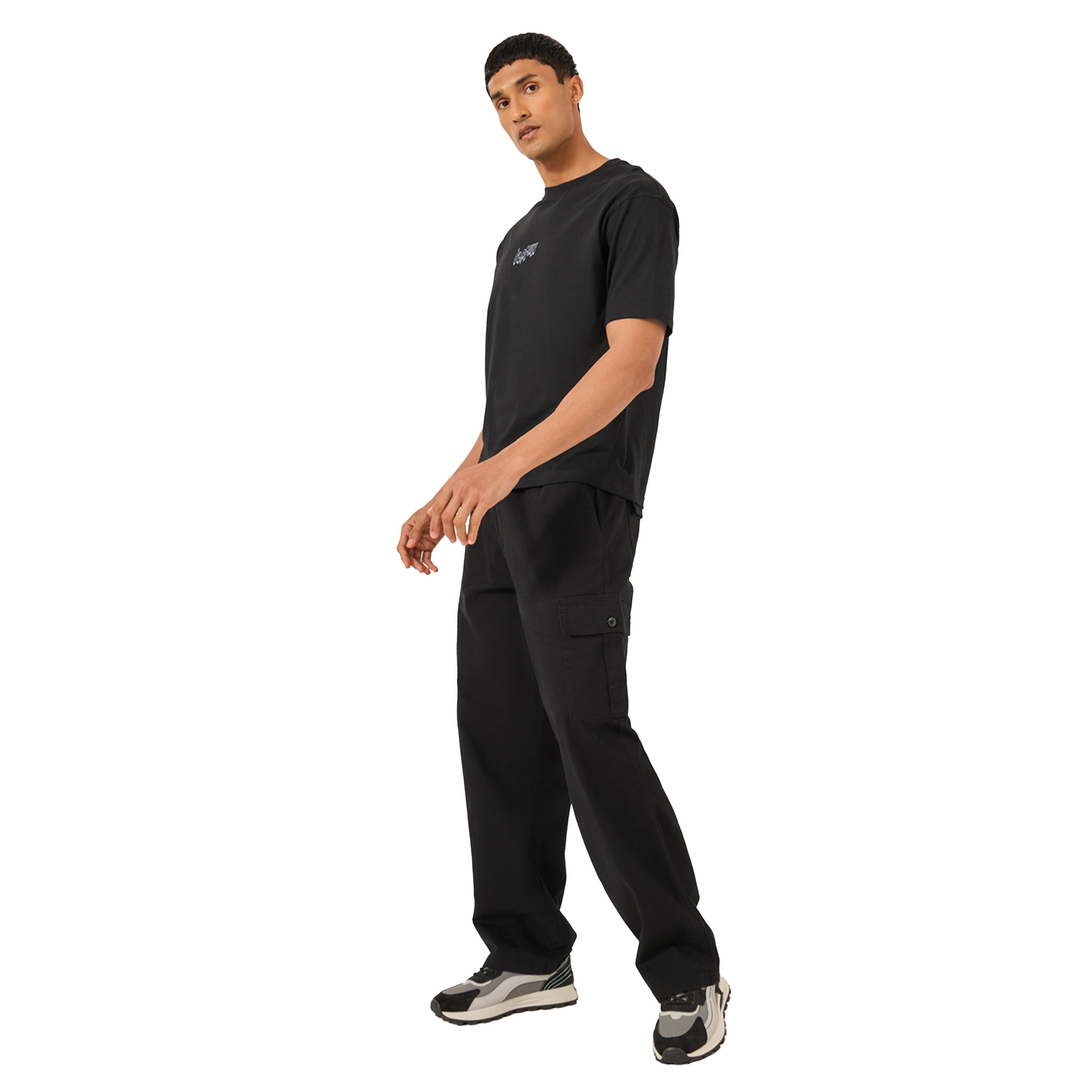 ستايلي - بنطال رياضي كبير الحجم من قماش قطني مضلع بجيوب-men-clothing-bottoms-joggers-image-2