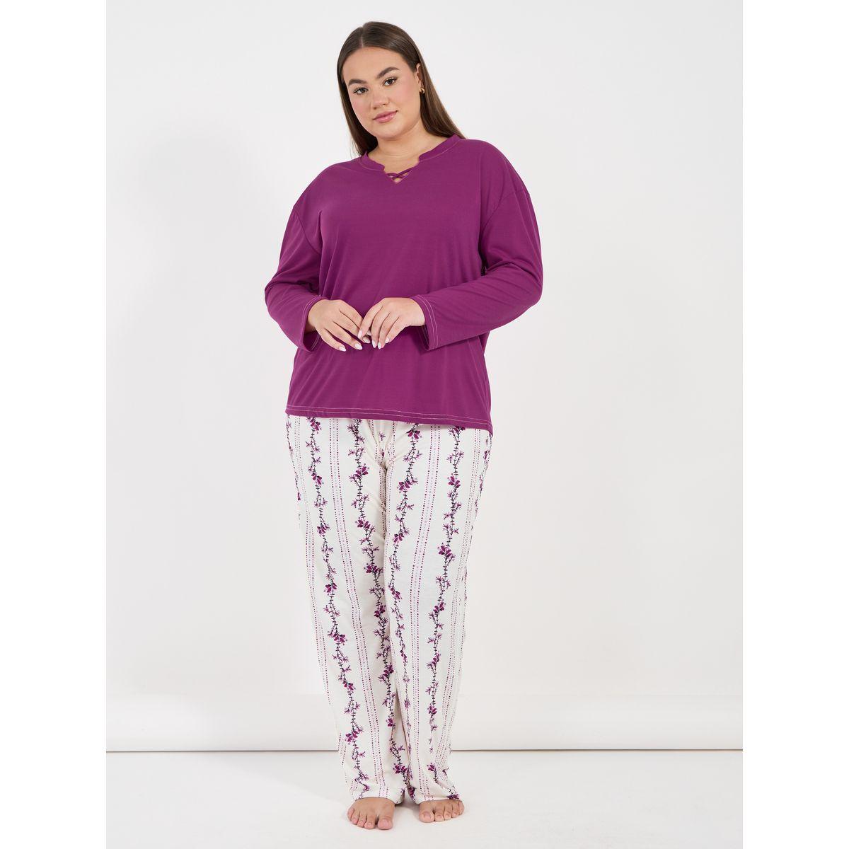 Styli Plus Size Notch Cross Front Detail T-Shirt & Linear Floral Pyjama Set-women-clothing-nightwear-pyjamas-longsets-image-1