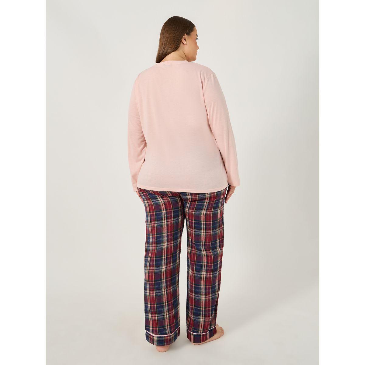 Styli Plus Size Long Sleeve T-Shirt and Checked Pyjama Set-women-clothing-nightwear-pyjamas-longsets-image-5