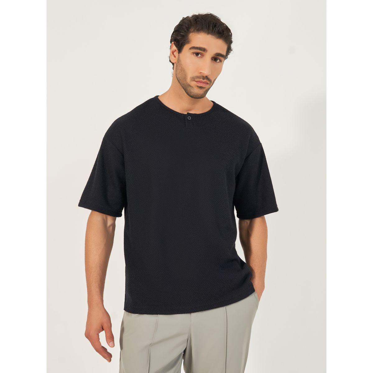تيشيرت فضفاض بتفاصيل محبوكة-men-clothing-tshirtsandpolos-tshirts-image-2