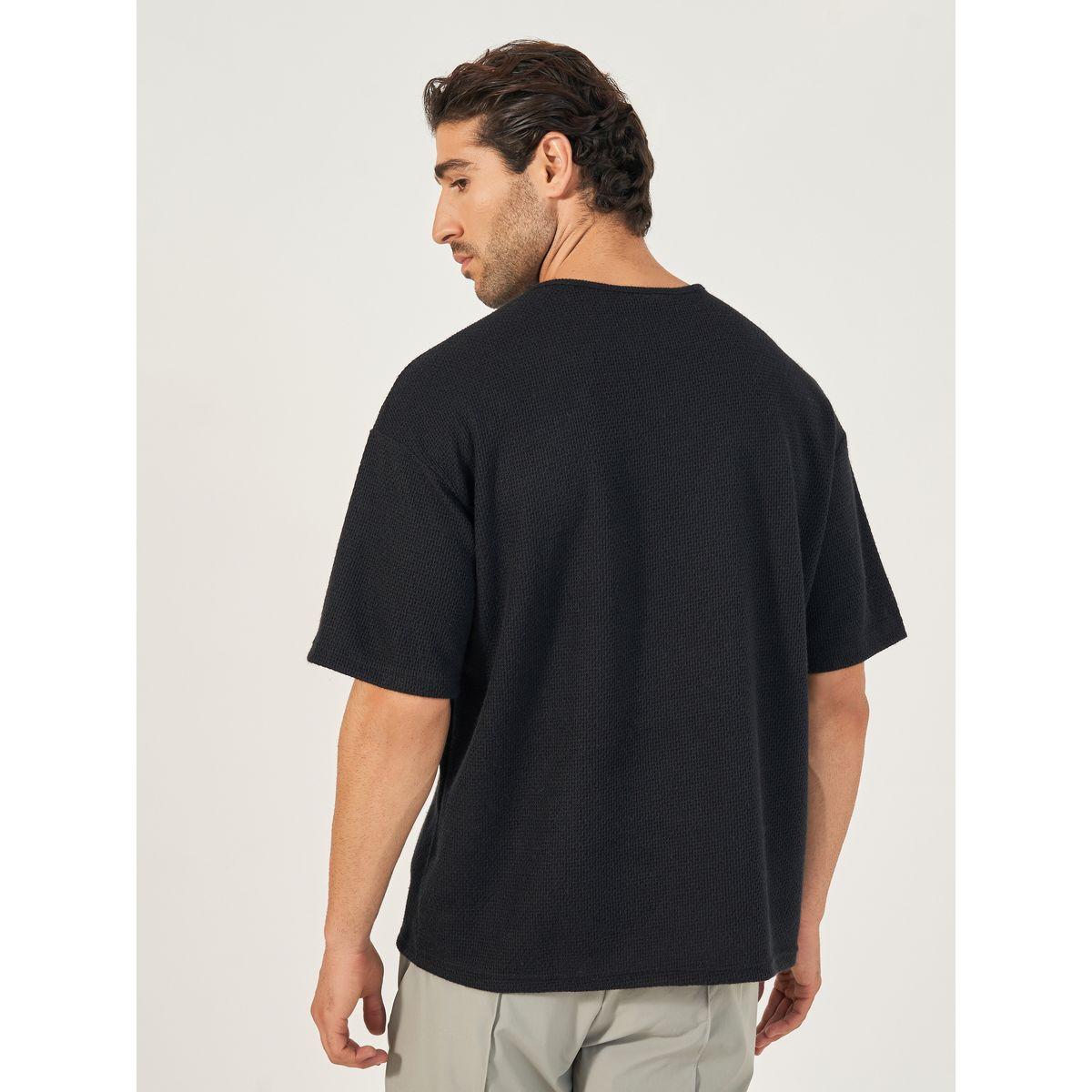 Styli Oversized Honeycomb Textured Knit T-Shirt-men-clothing-tshirtsandpolos-tshirts-image-5