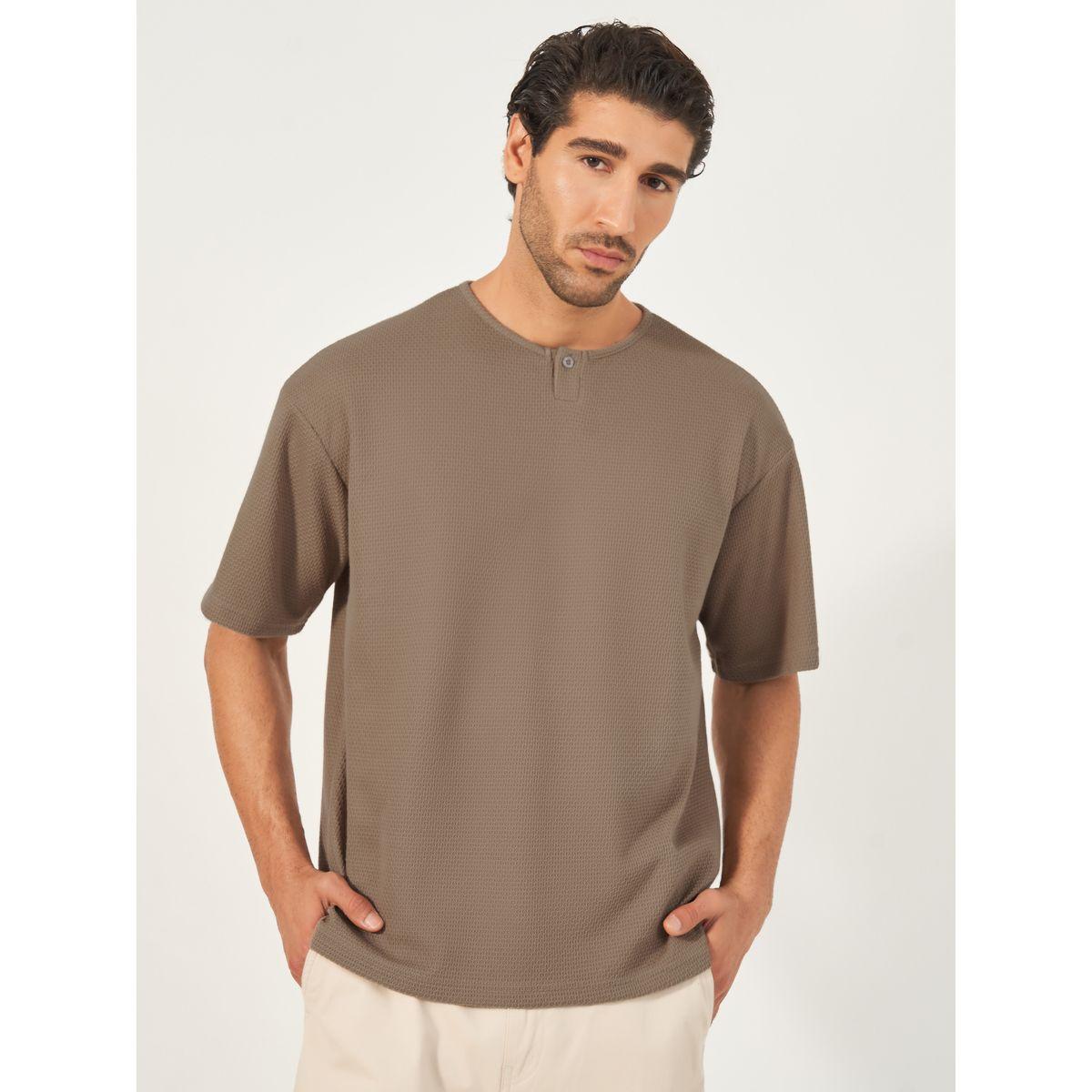 Styli Oversized Honeycomb Textured Knit T-Shirt-men-clothing-tshirtsandpolos-tshirts-image-1