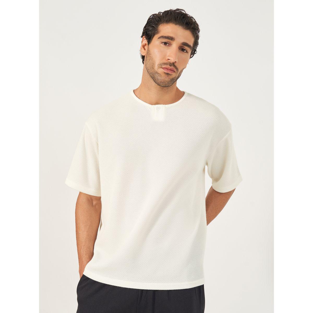 Styli Oversized Honeycomb Textured Knit T-Shirt-men-clothing-tshirtsandpolos-tshirts-image-3