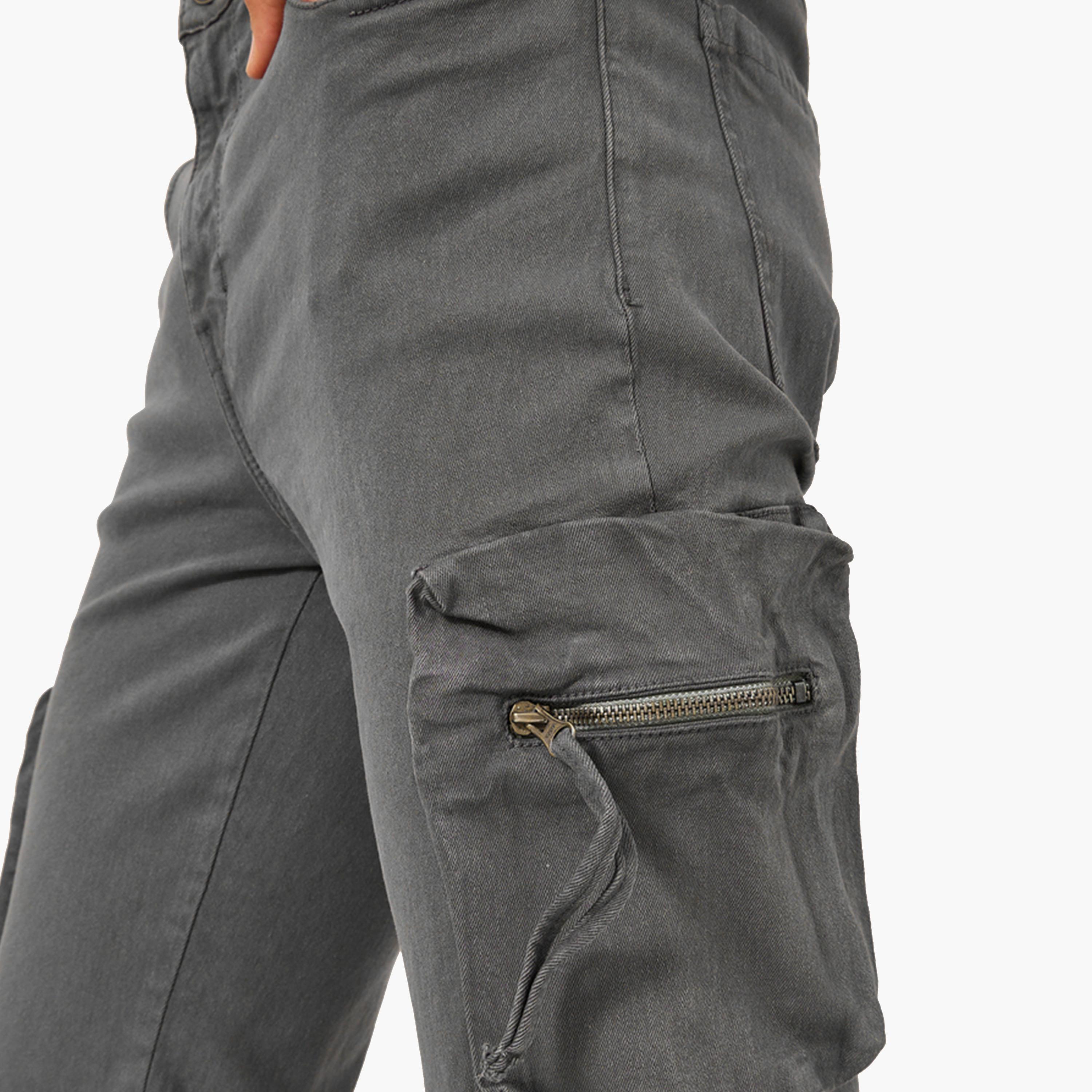 ستايلي - بنطال جينز كارغو بقصّة مستقيمة ومصبوغ-men-clothing-bottoms-jeans-image-3