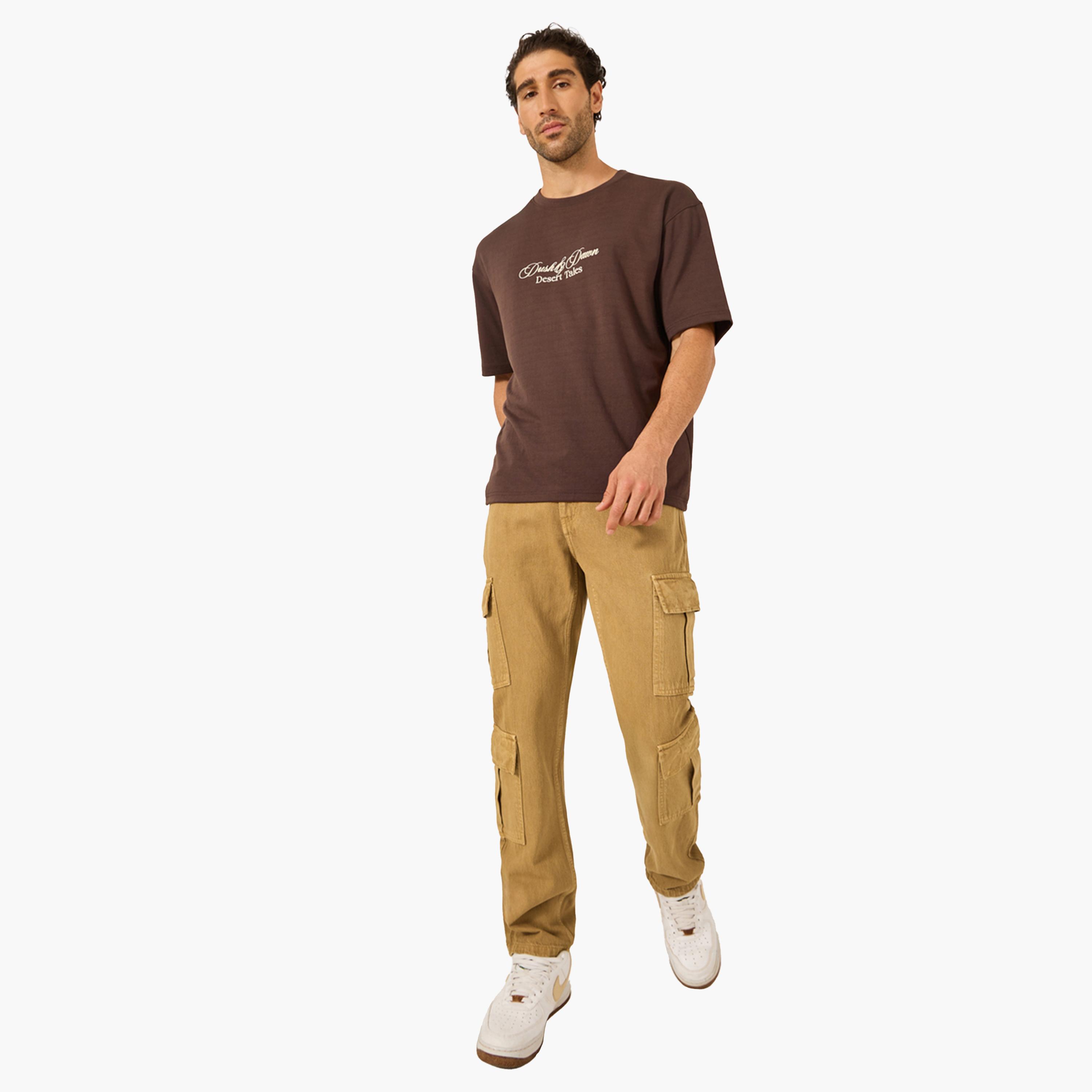 ستايلي - بنطال جينز كارغو واسع الساق مصبوغ بلون متوسط-men-clothing-bottoms-jeans-image-2