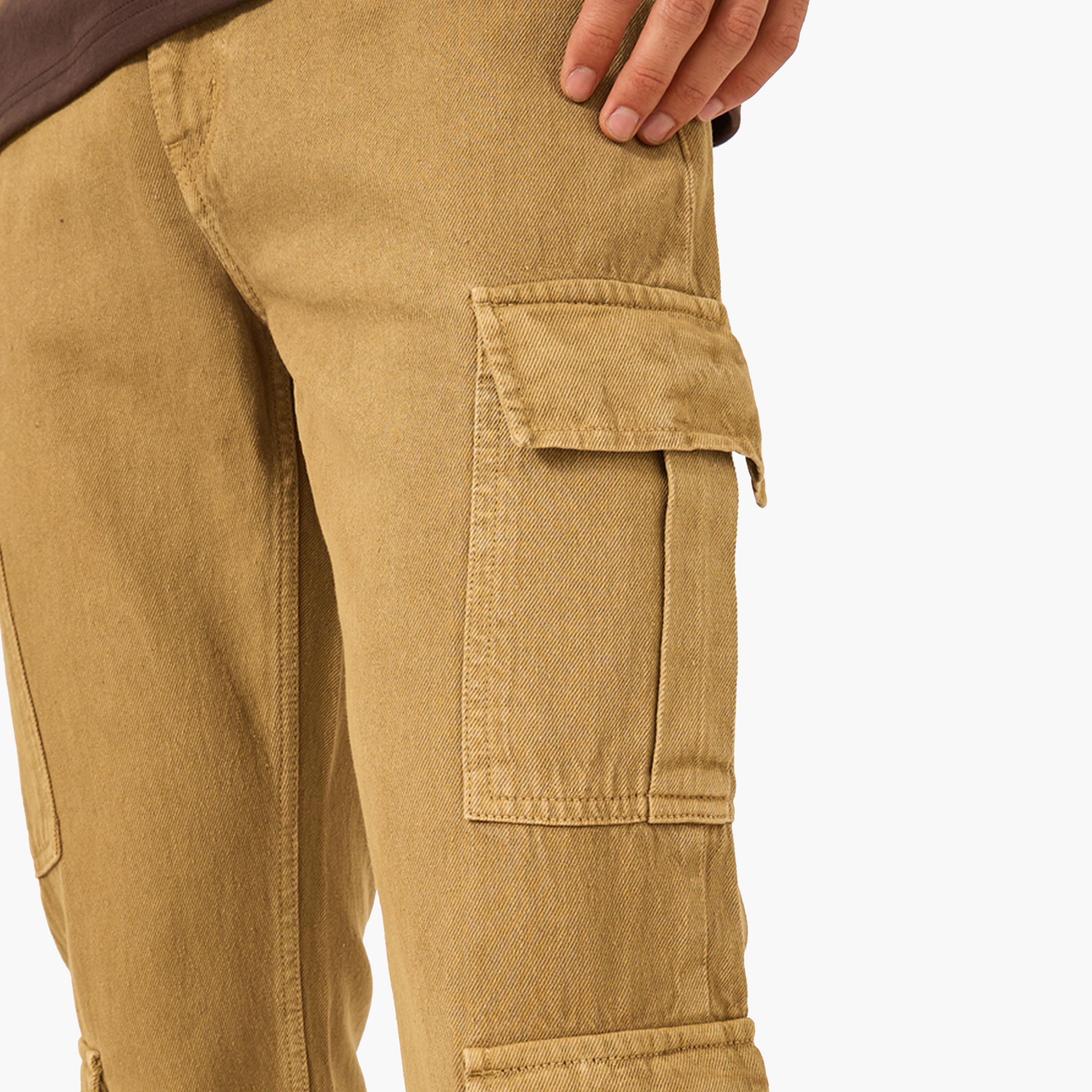 ستايلي - بنطال جينز كارغو واسع الساق مصبوغ بلون متوسط-men-clothing-bottoms-jeans-image-3