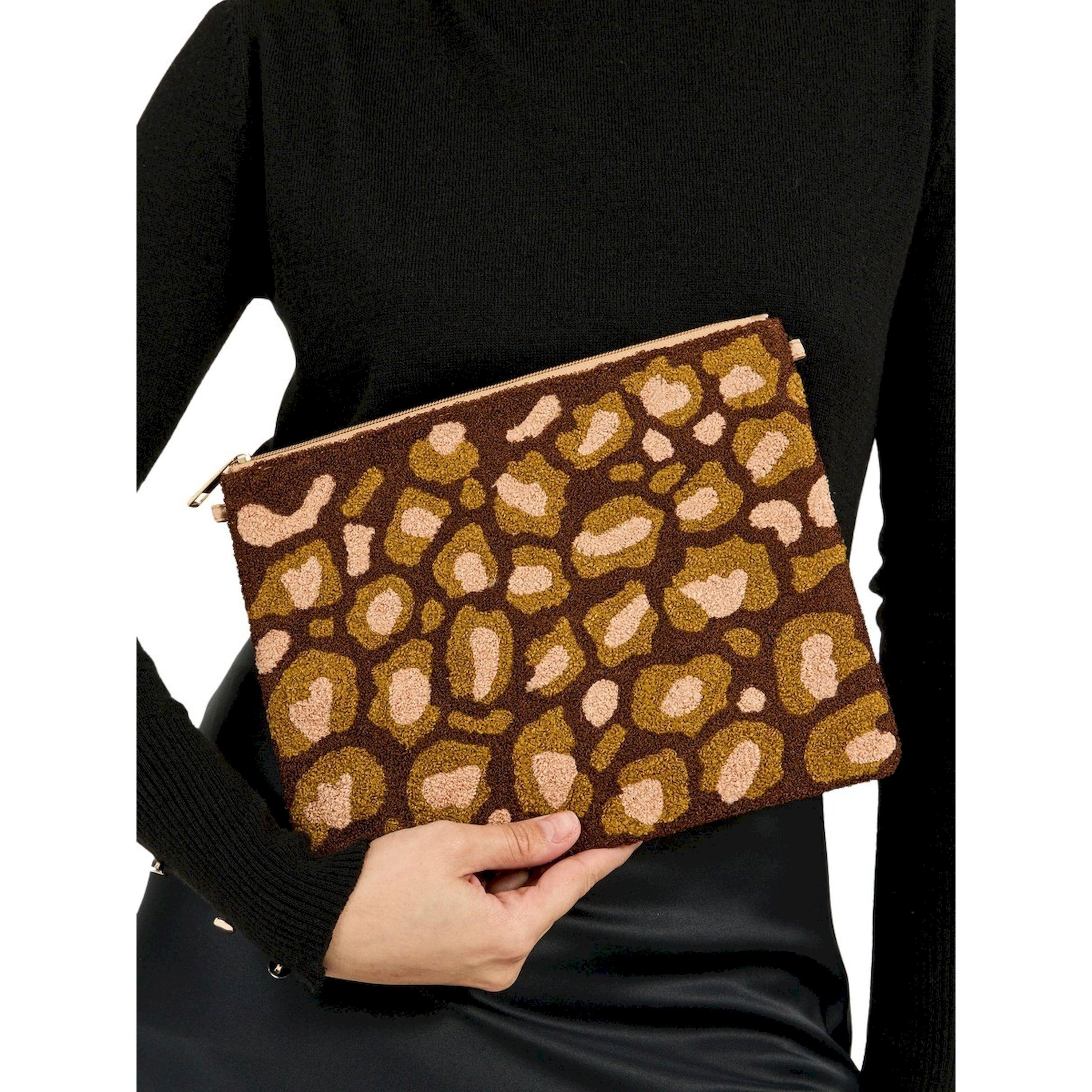 Styli Animal Print Clutch with Detachable Chain Strap-women-bagsandwallets-handbags-image-2