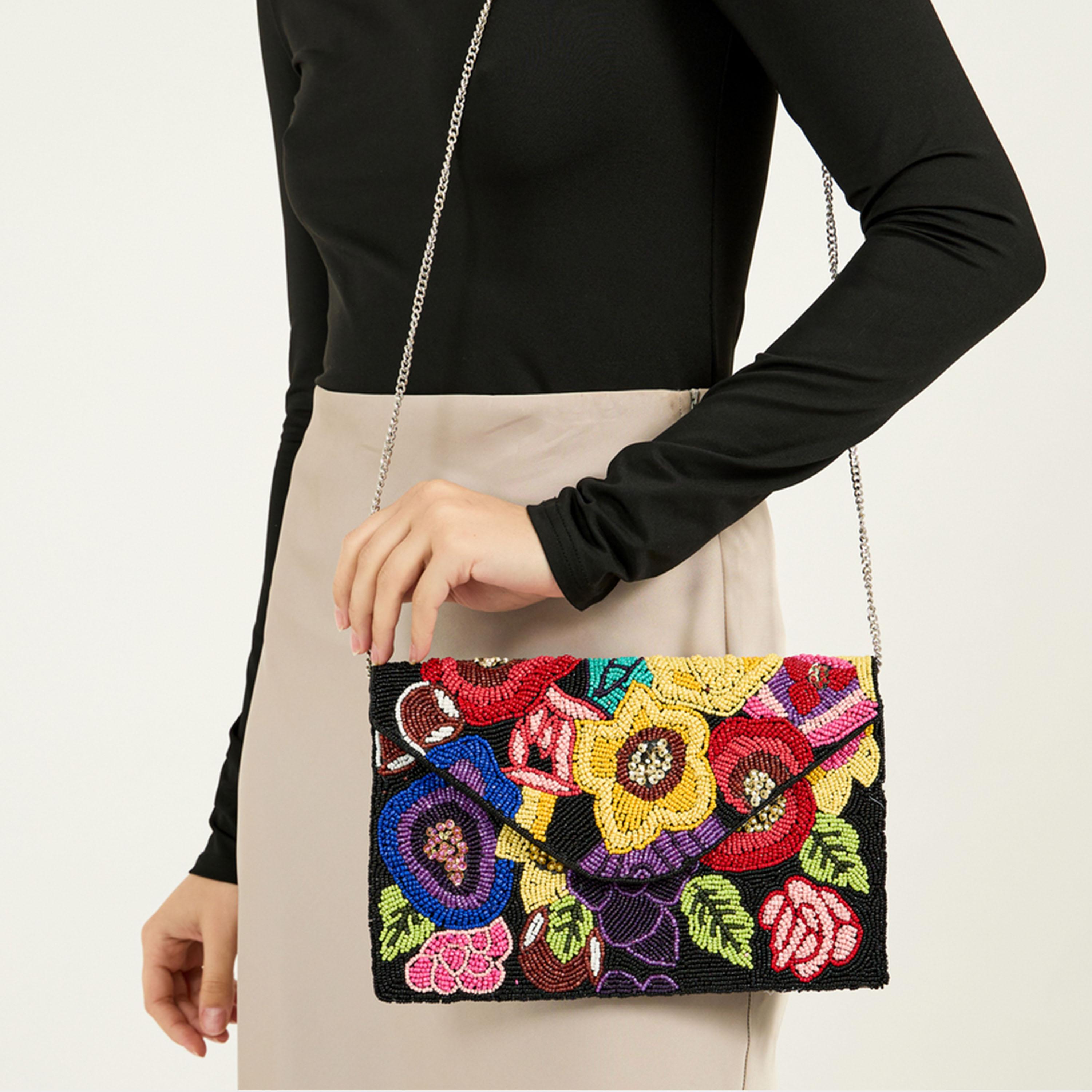 ستايلي - حقيبة كلاتش مزينة بالزهور مع حزام سلسلة قابل للفصل-women-bagsandwallets-handbags-image-3