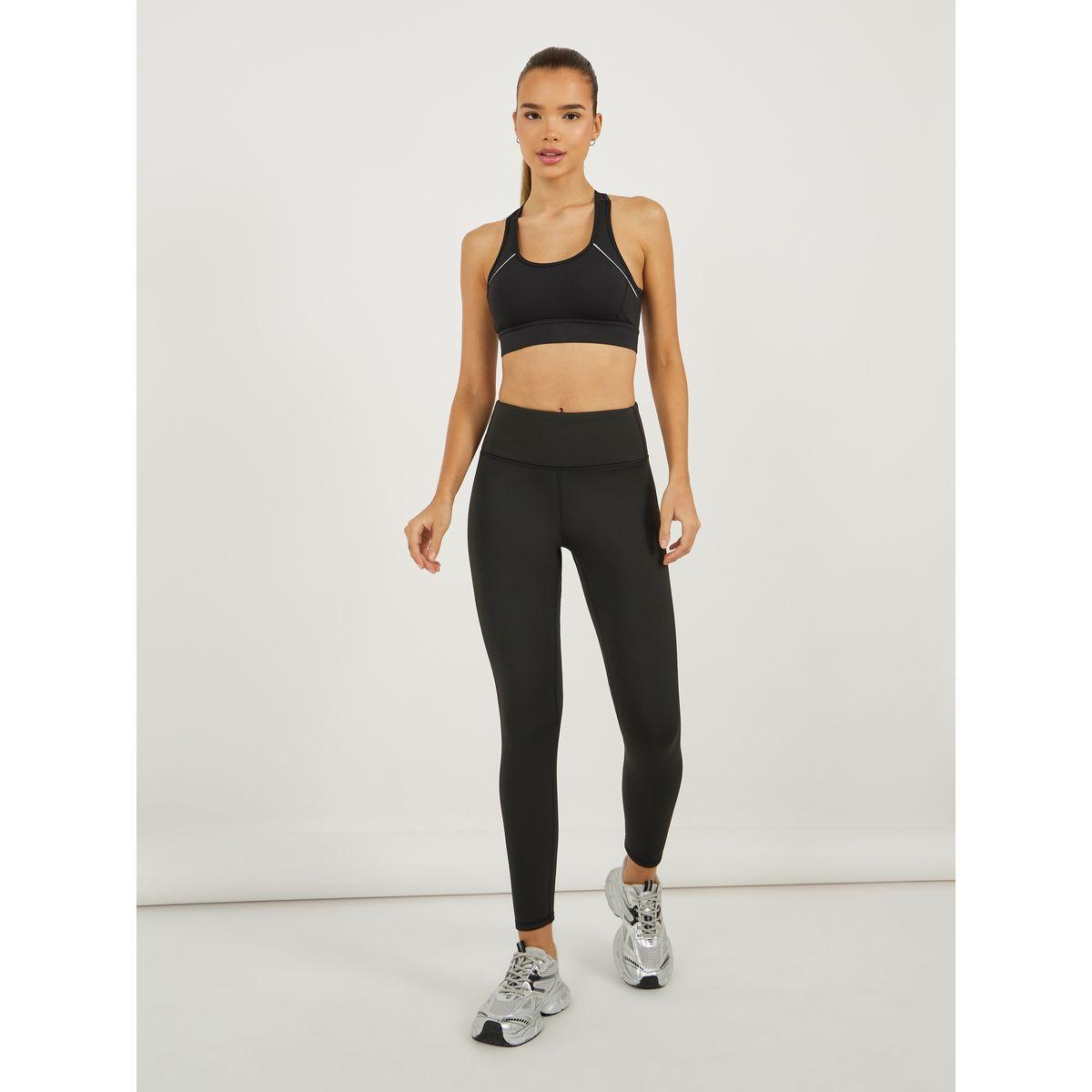 صدرية رياضية بشريط عاكس للإضاءة ونمط ريسر باك-women-clothing-sportswearandactivewear-sportsbras-image-2