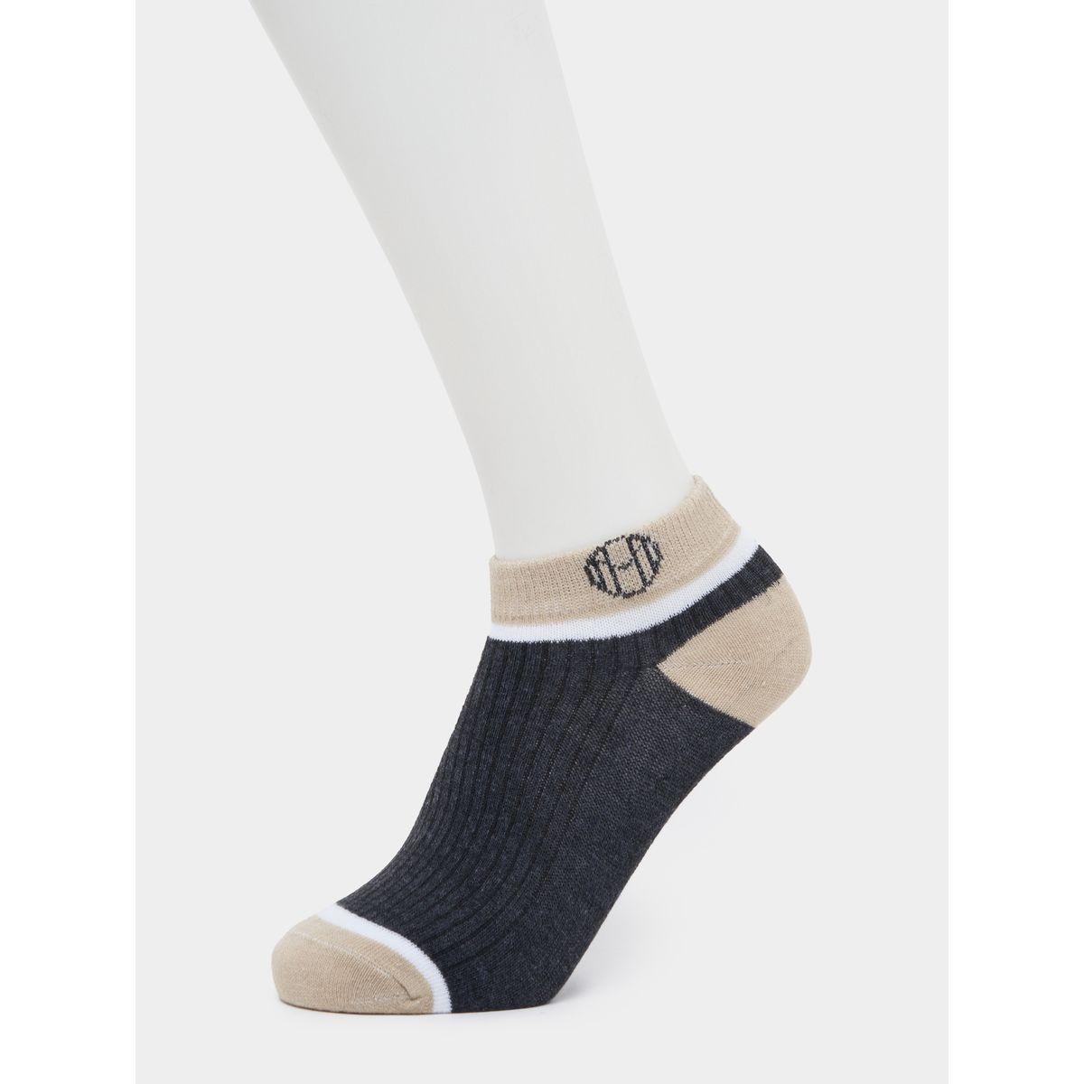 مجموعة من 5 جوارب بطول الكاحل-men-socks-image-10