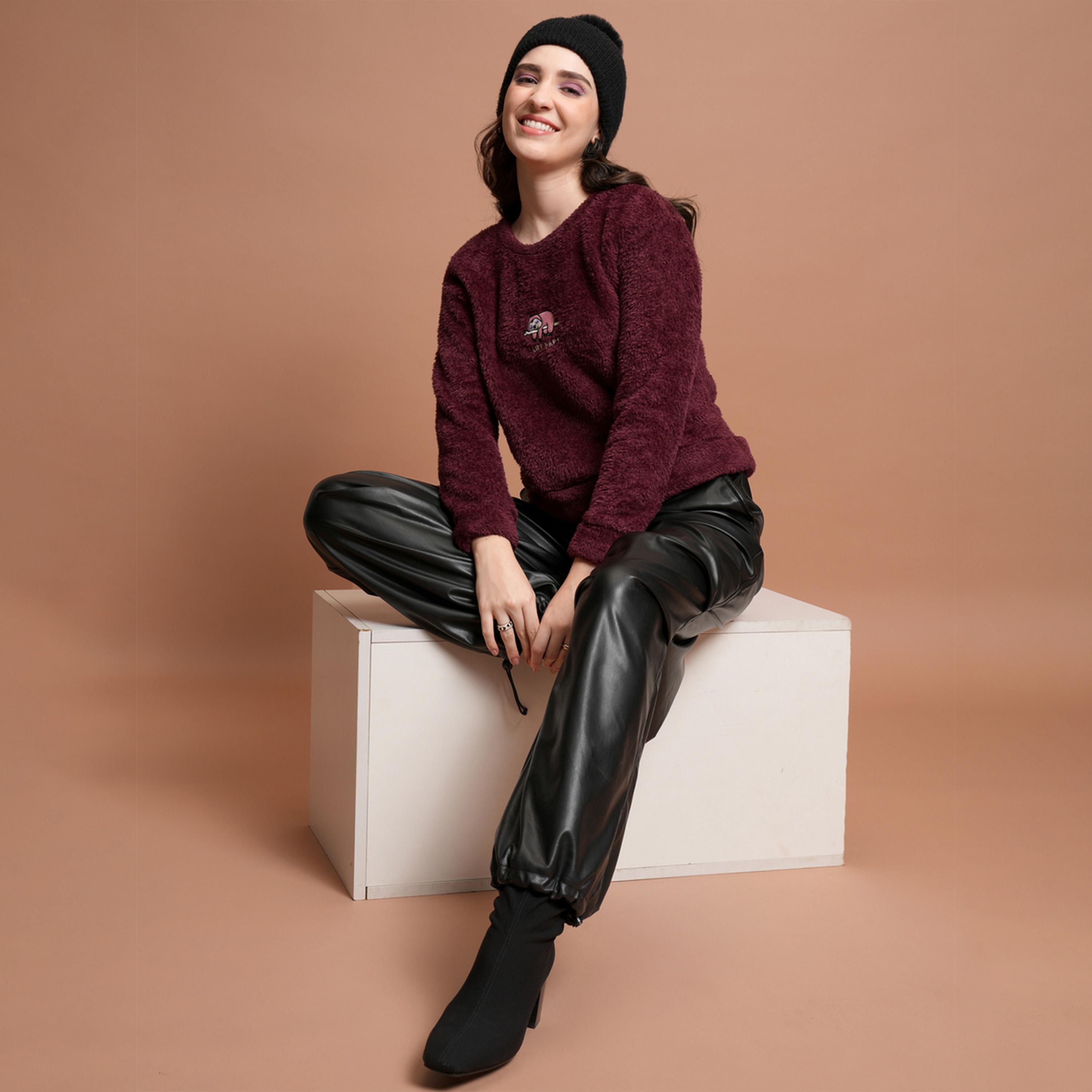 طوكيو توكيز × ستايلي - سويت شيرت مطرز برقبة دائرية-women-winterwear-hoodiesandsweatshirts-sweatshirts-image-2