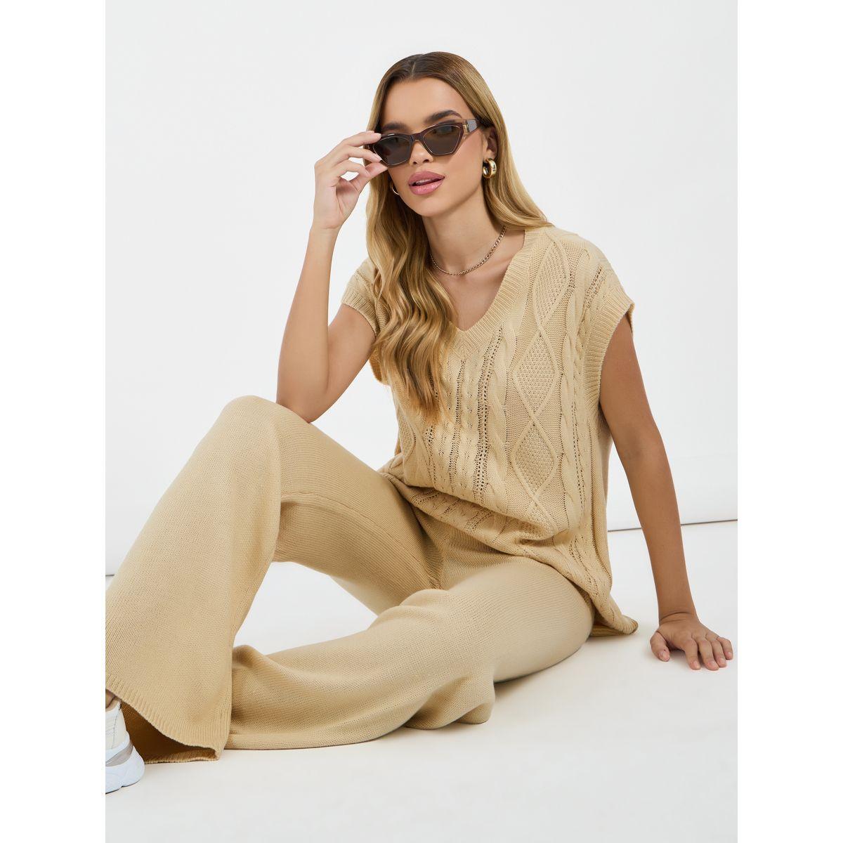 طقم منسق من بنطال بأرجل واسعة وبلوزة فيست بنمط سويتر-women-clothing-coordsets-image-1