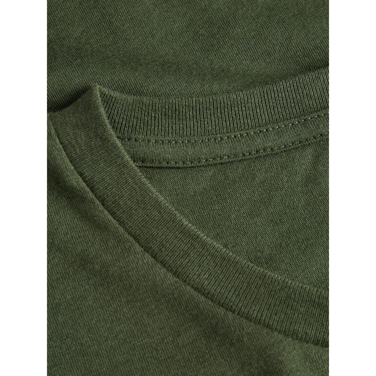 تيشيرت مطبع بطبعة جرافيك وياقة دائرية-men-clothing-tshirtsandpolos-tshirts-image-3