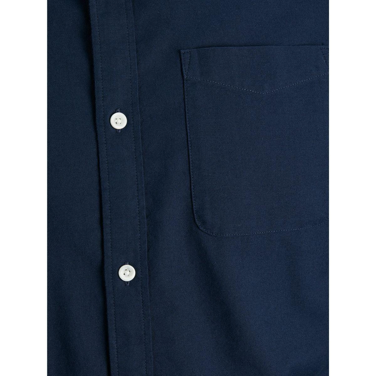 قميص اكسفورد بياقة وأزرار مع جيب-men-clothing-shirts-image-3
