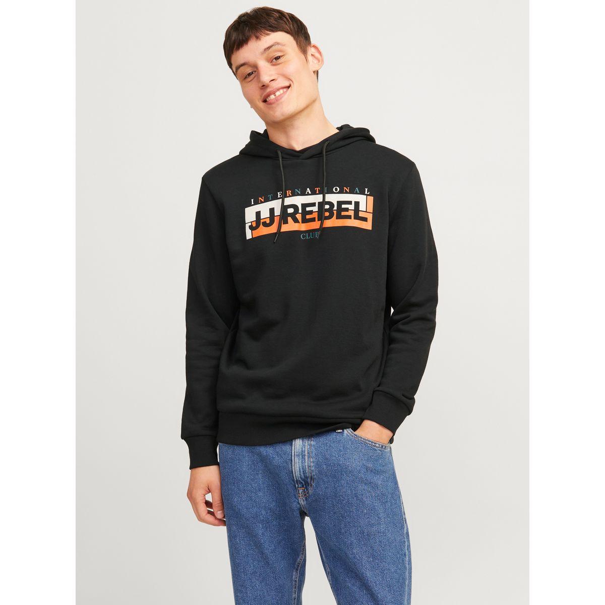 هودي مضلع بطبعة شعار وحواف مكبلة-men-winterwear-hoodiesandsweatshirts-image-1