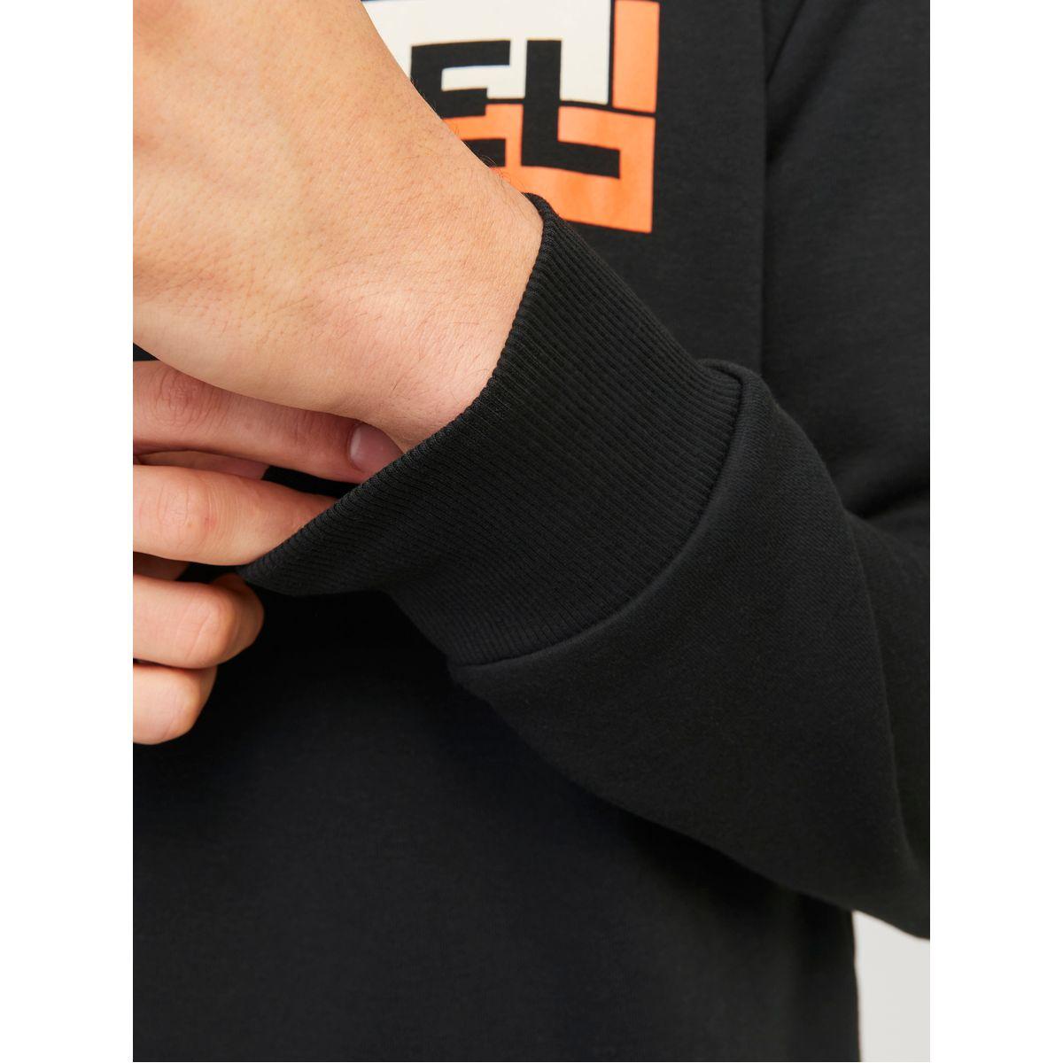 هودي مضلع بطبعة شعار وحواف مكبلة-men-winterwear-hoodiesandsweatshirts-image-3
