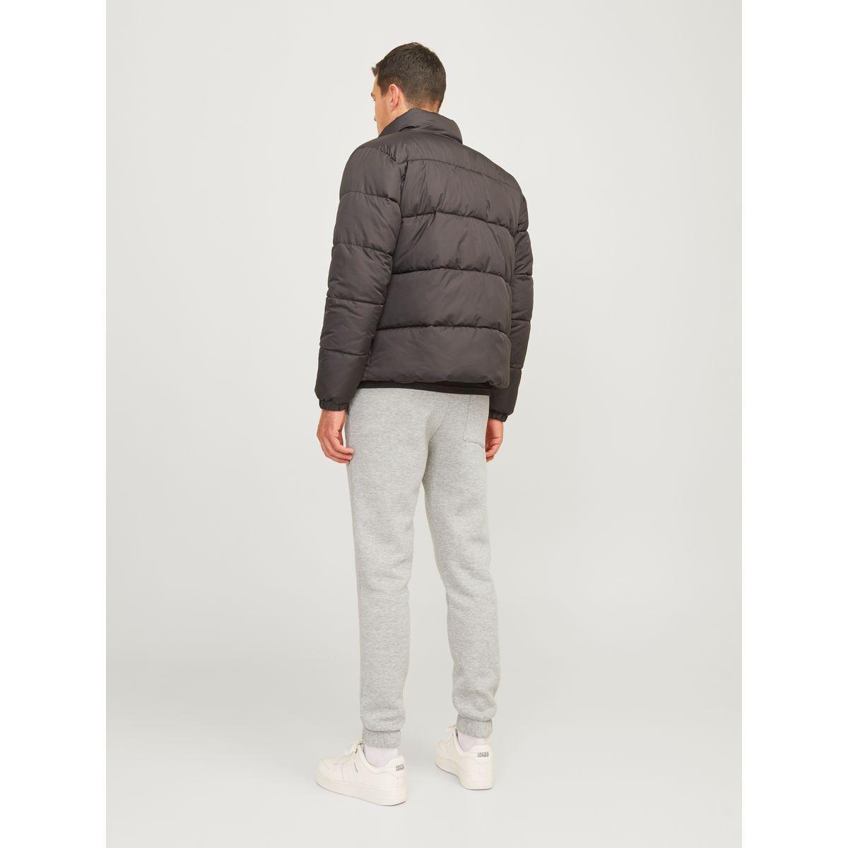 جوغر بقصة مريحة مع حواف مكبلة-men-clothing-bottoms-joggers-image-4