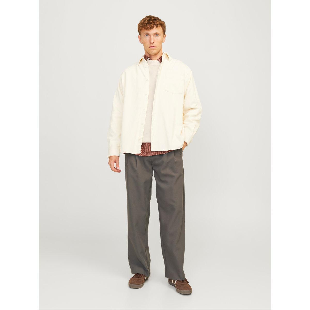تشينو بأرجل واسعة وجيوب-men-clothing-bottoms-trousersandchinos-trousers-image-5