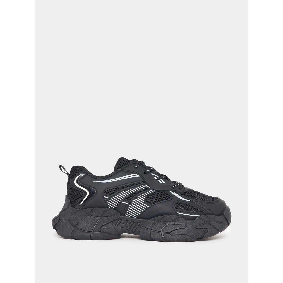 حذاء سنيكرز بنعل شانكي ونمط كتل الالوان-men-shoes-sneakers-image-1