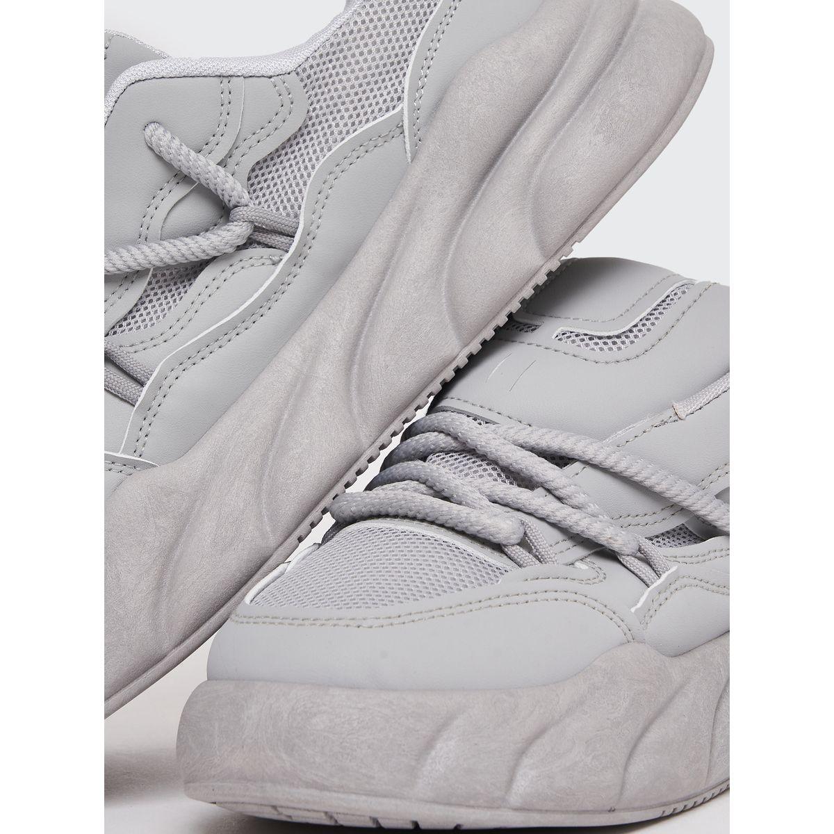 Styli Textured Chunky Sole Lace Up Sneakers-men-shoes-sneakers-image-4