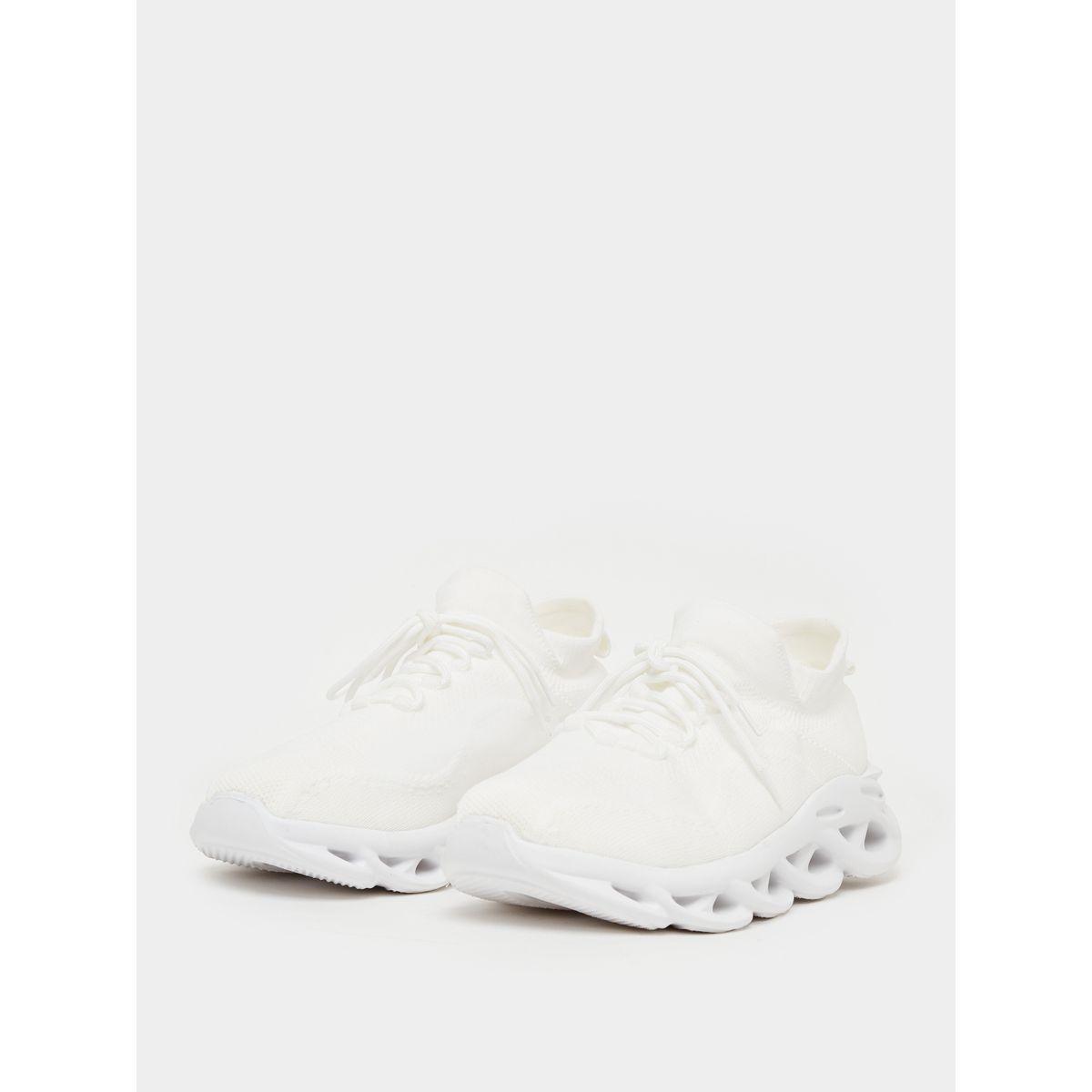 حذاء سنيكرز خفيف الوزن بنعل شانكي-men-shoes-sneakers-image-2