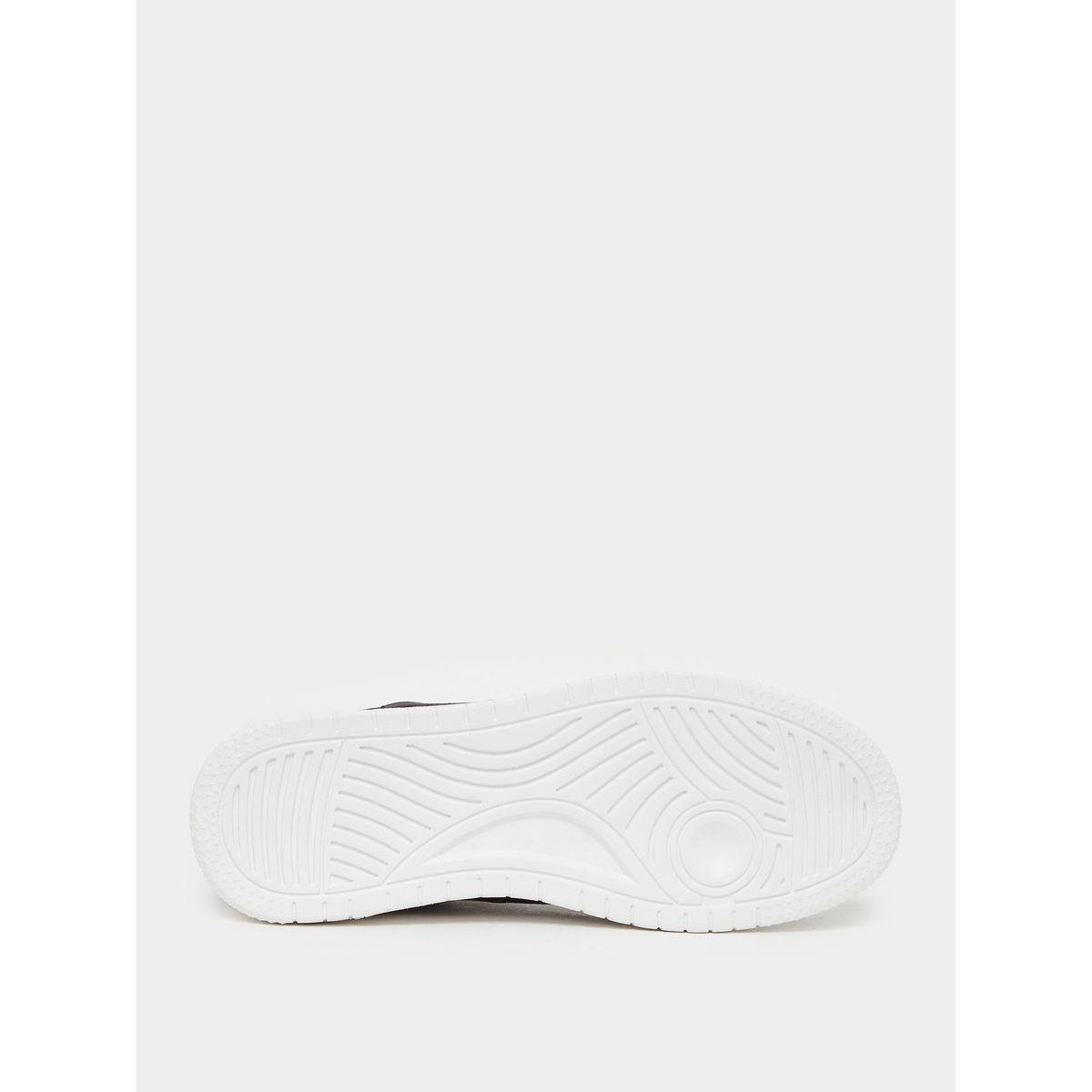 حذاء سنيكرز بنعل بلاتفورم ورباط غلق-men-shoes-sneakers-image-6
